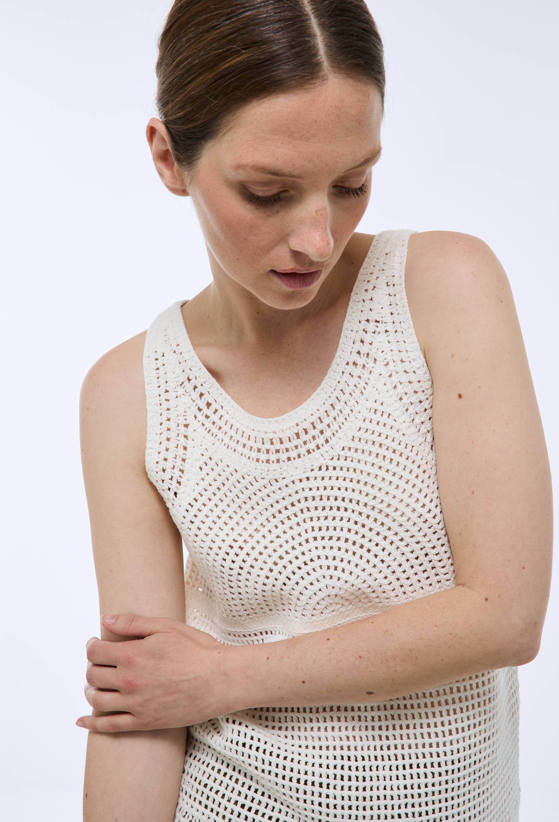 Débardeur en crochet contenant du coton, Ecru, swatch image