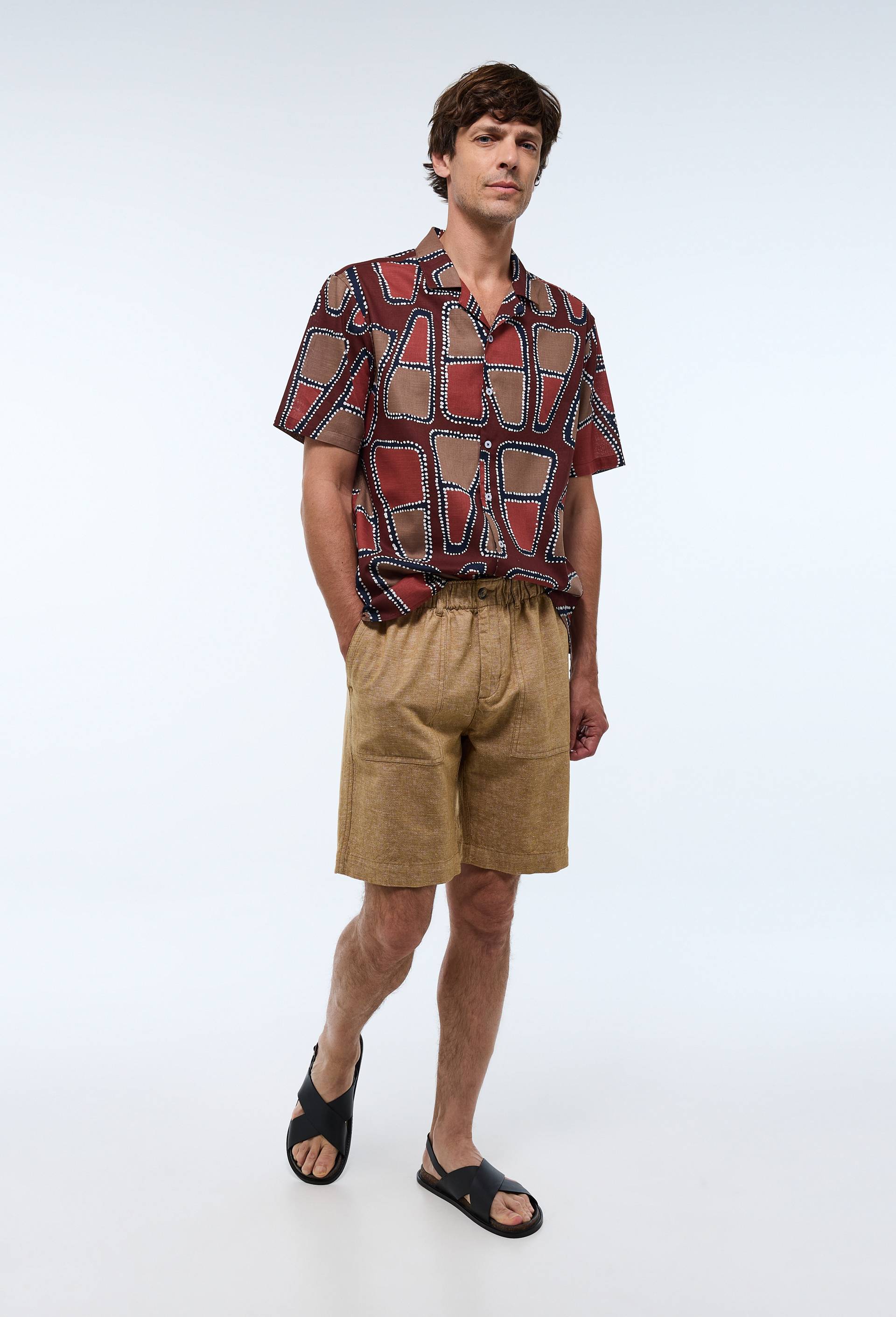Short en coton et lin, Or, swatch image