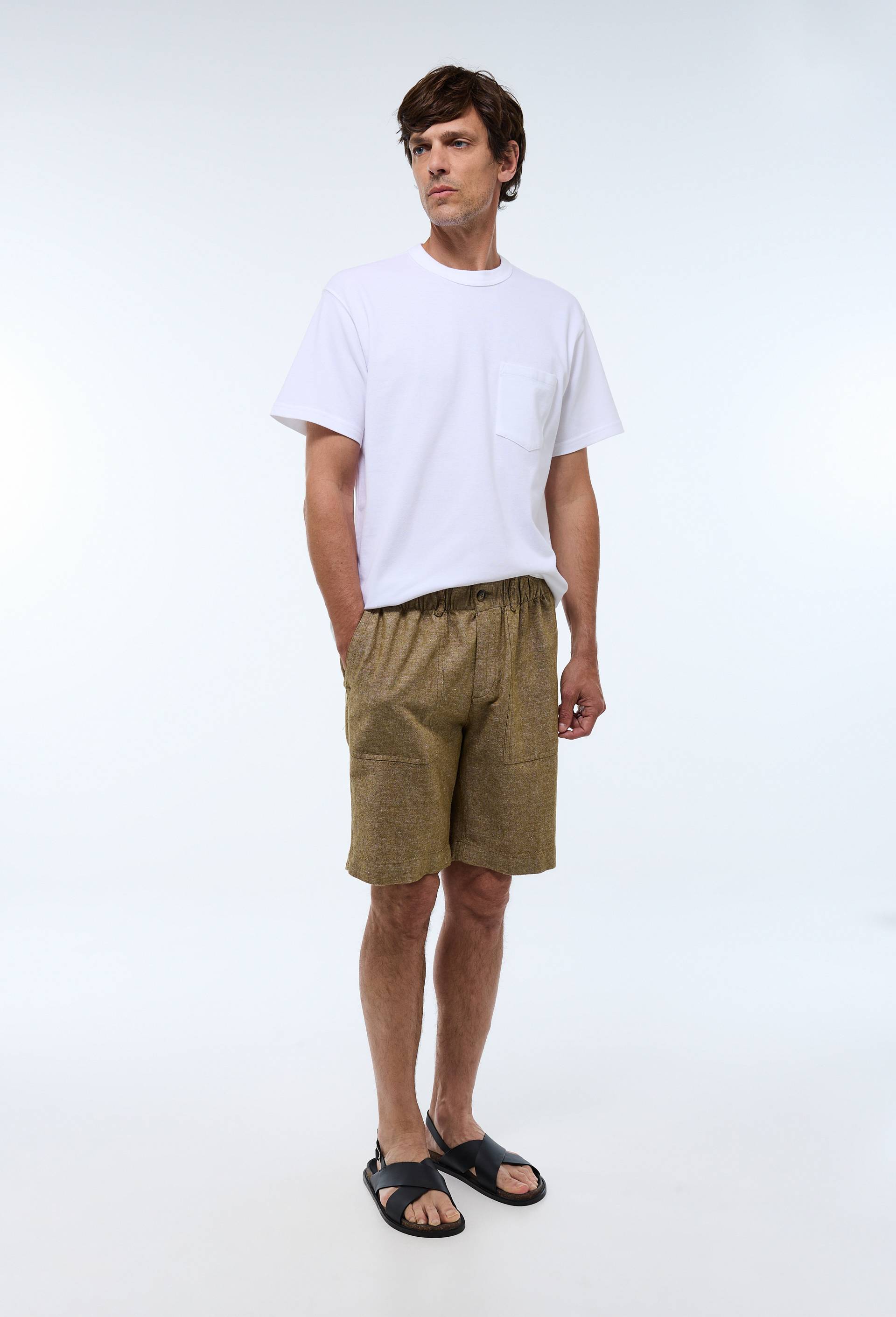 Short en coton et lin, Vert foncé, swatch image