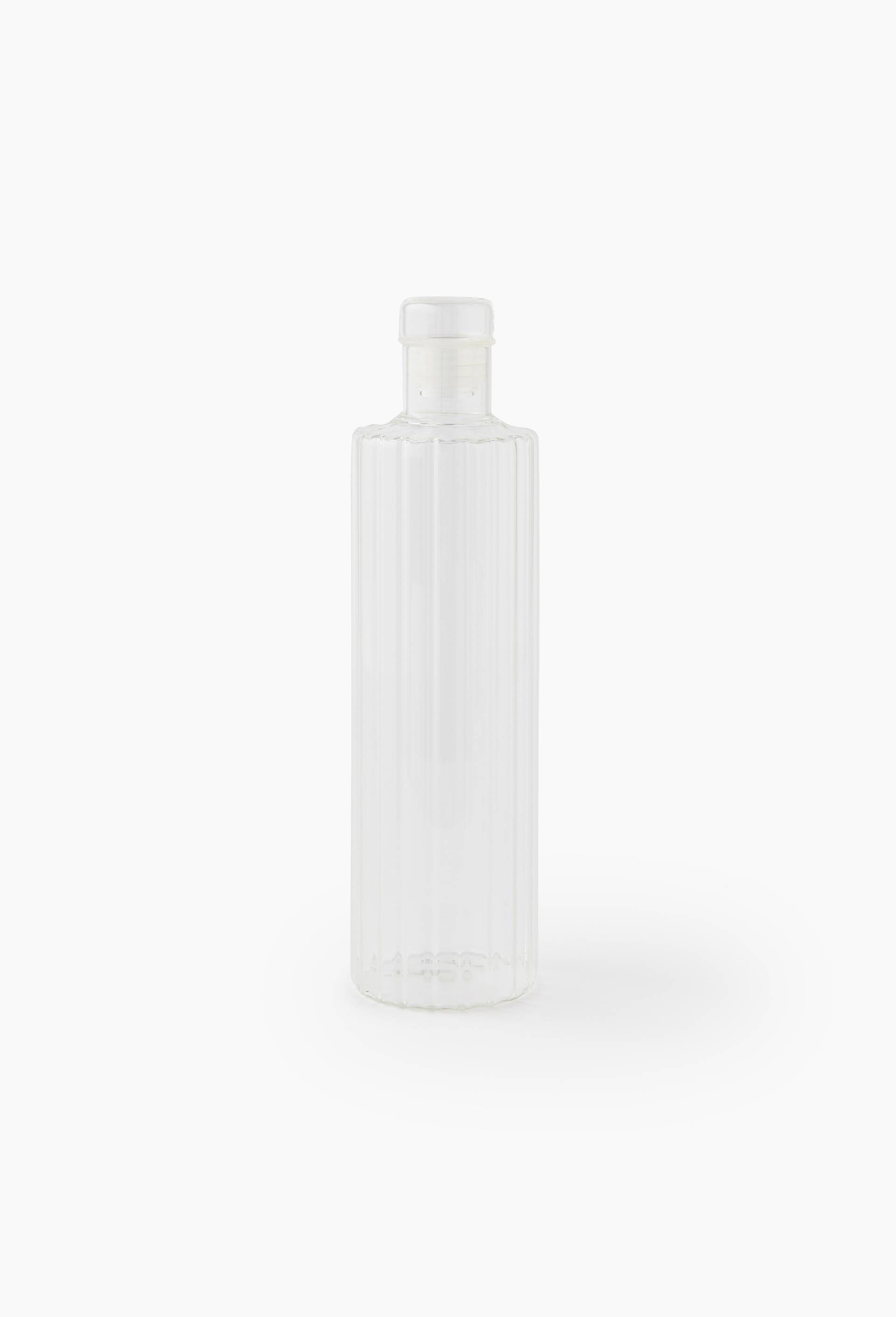 Bouteille avec bouchon finition stri&eacute;e, 1,4L, Transparent, large image number 0