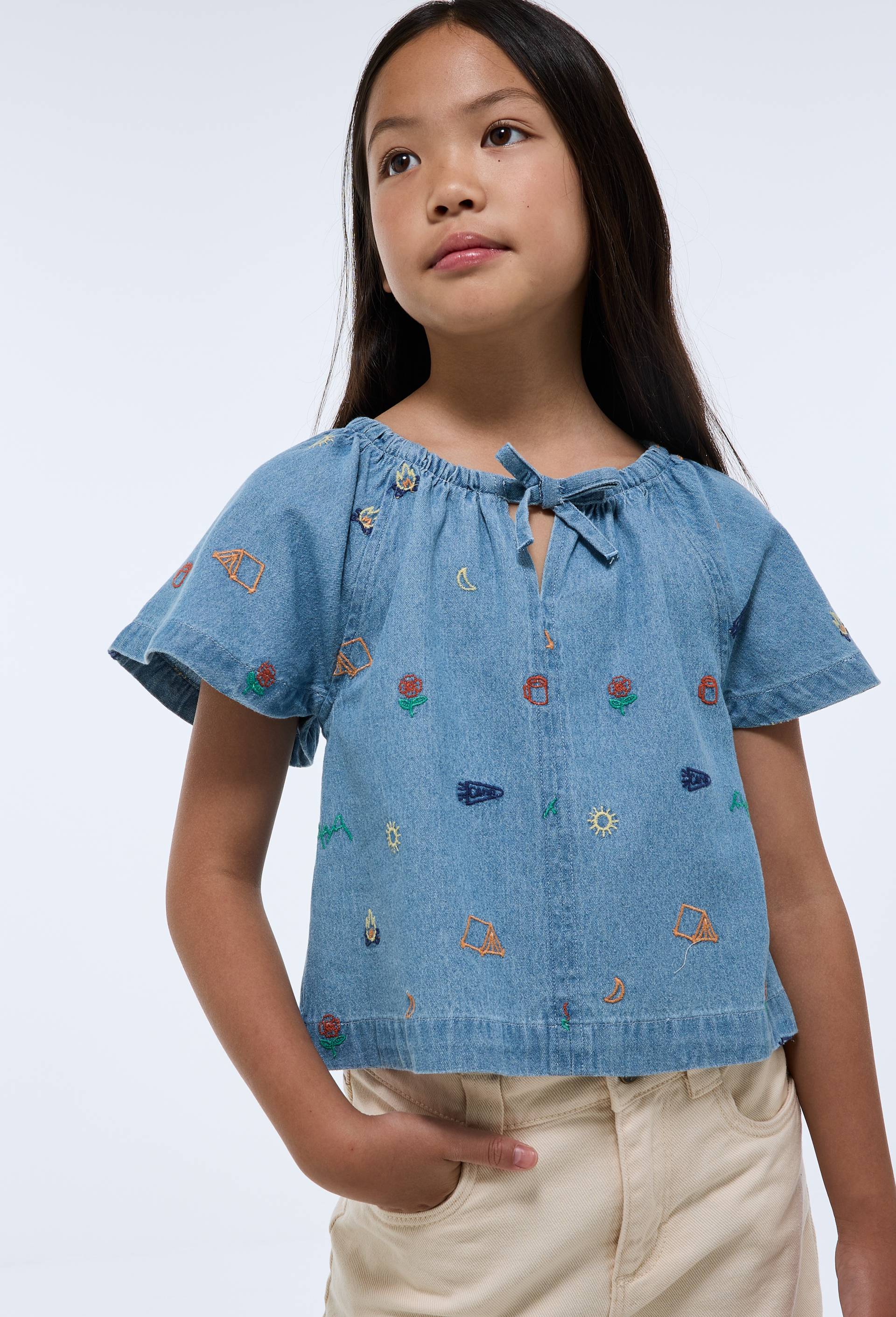 Blouse brod&eacute;e en jean, Bleu clair, large image number 0.0