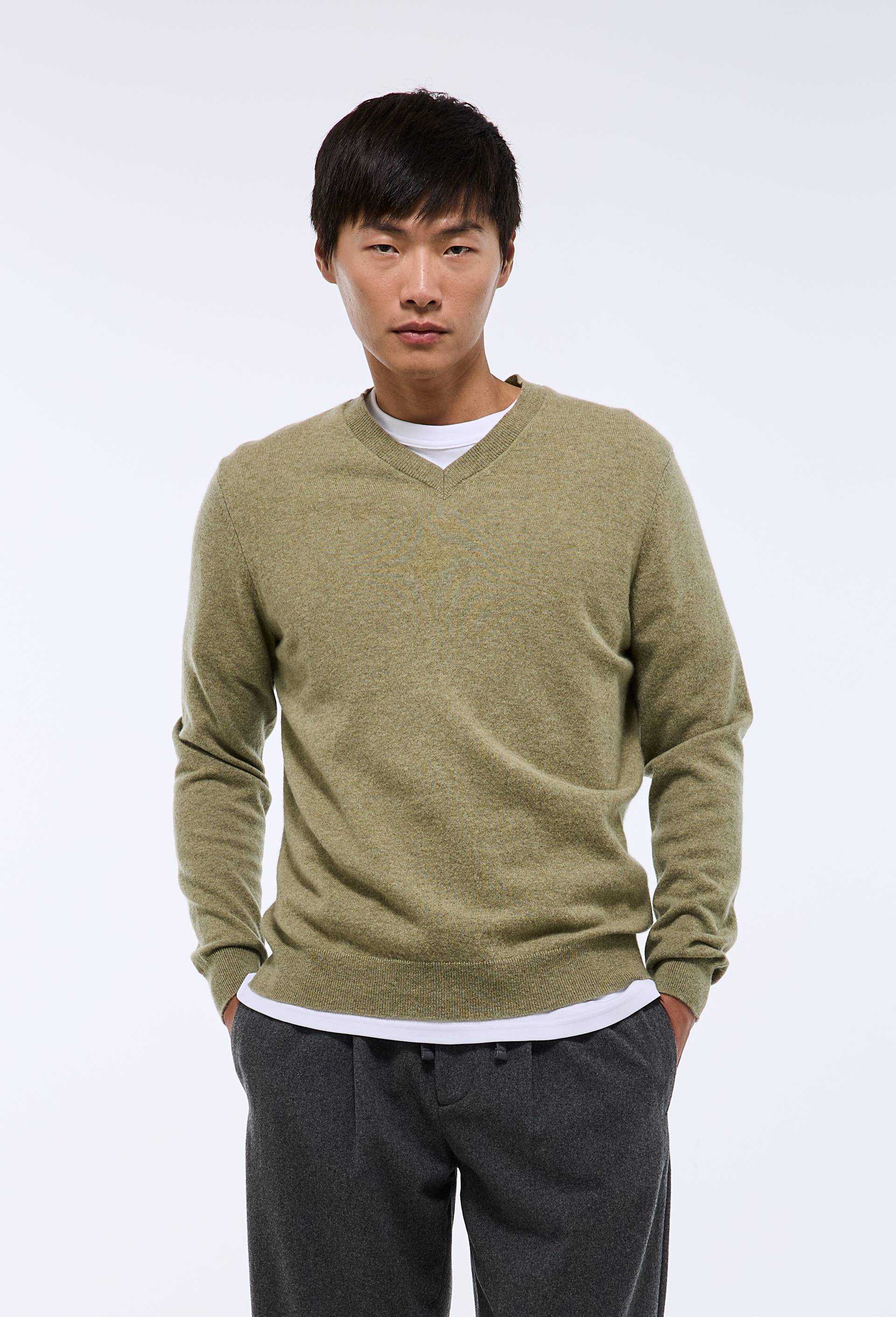 Pull col V en 100% cachemire, Vert clair, swatch image