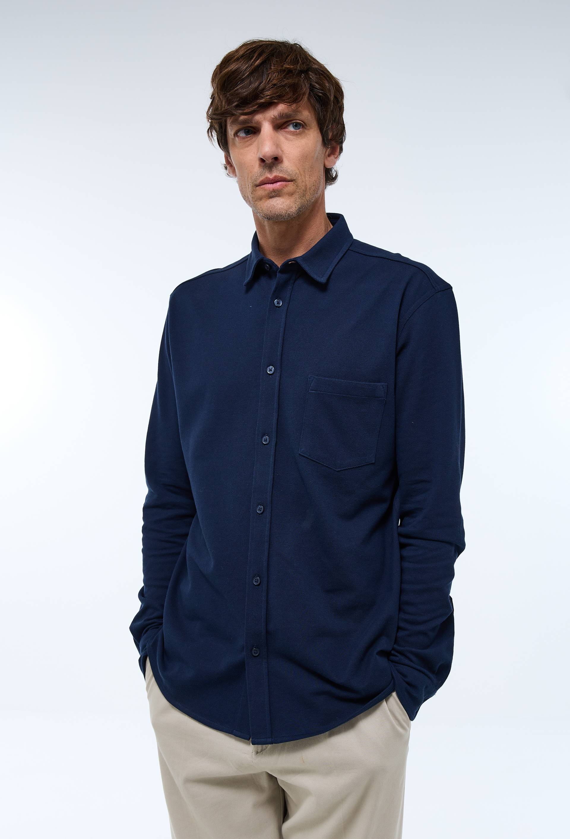 Chemise en maille piqu&eacute; en coton BIO GOTS, Bleu fonc&eacute;, large image number 0