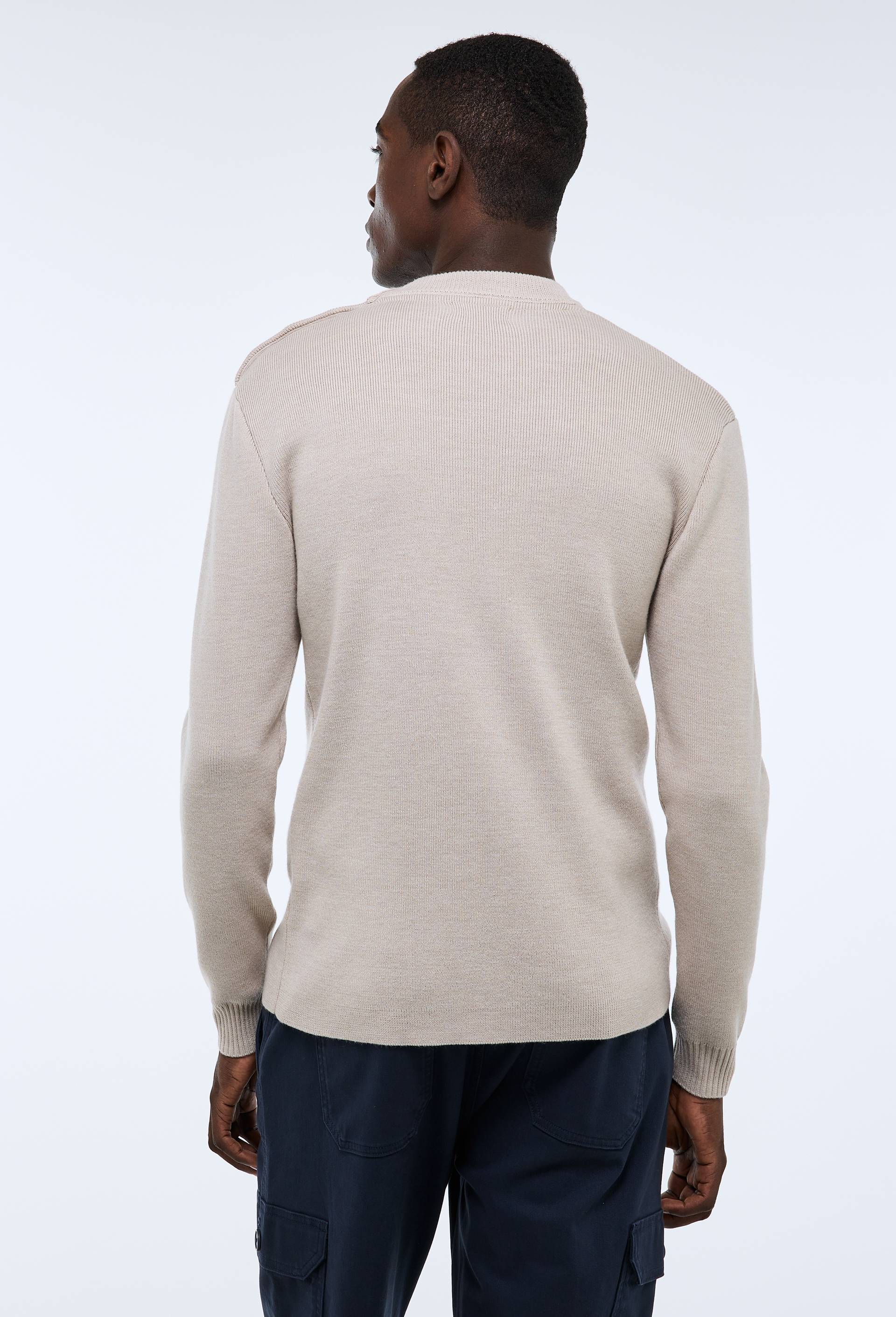 Pull col rond boutonn&eacute; contenant de la laine, Beige clair, large image number 1
