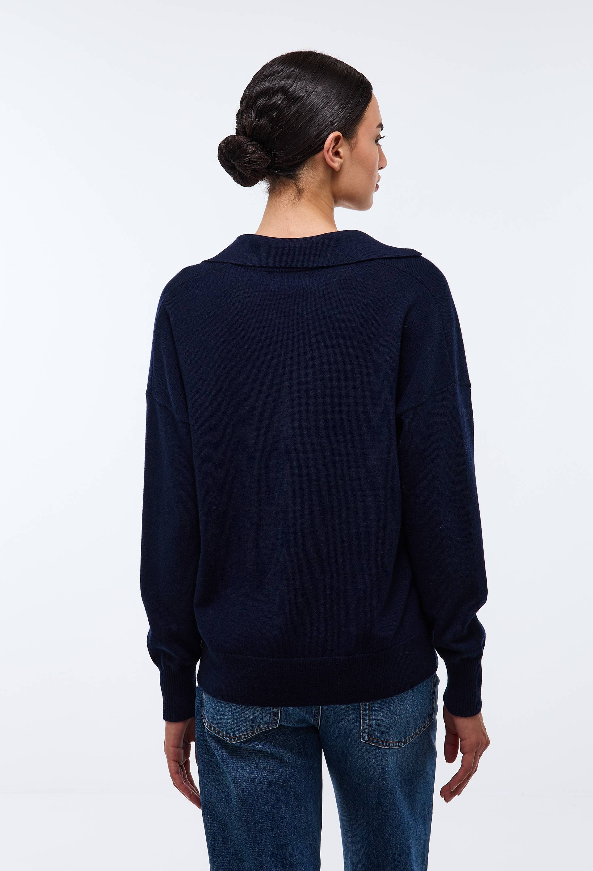 Pull col polo uni contenant de la laine et du cachemire, Bleu fonc&eacute;, large image number 1.0