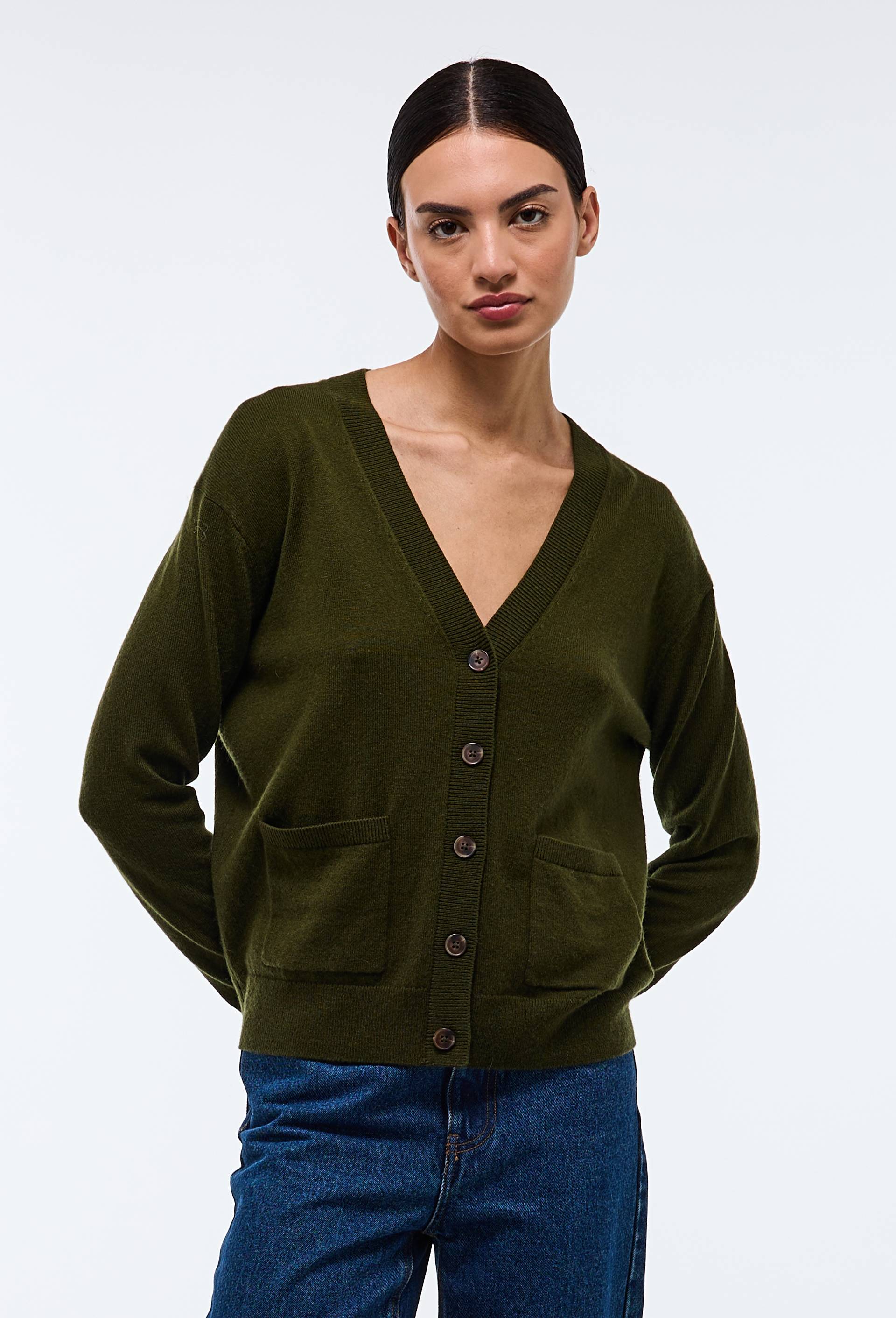 Cardigan col V contenant de la laine et du cachemire, Vert fonc&eacute;, large image number 0