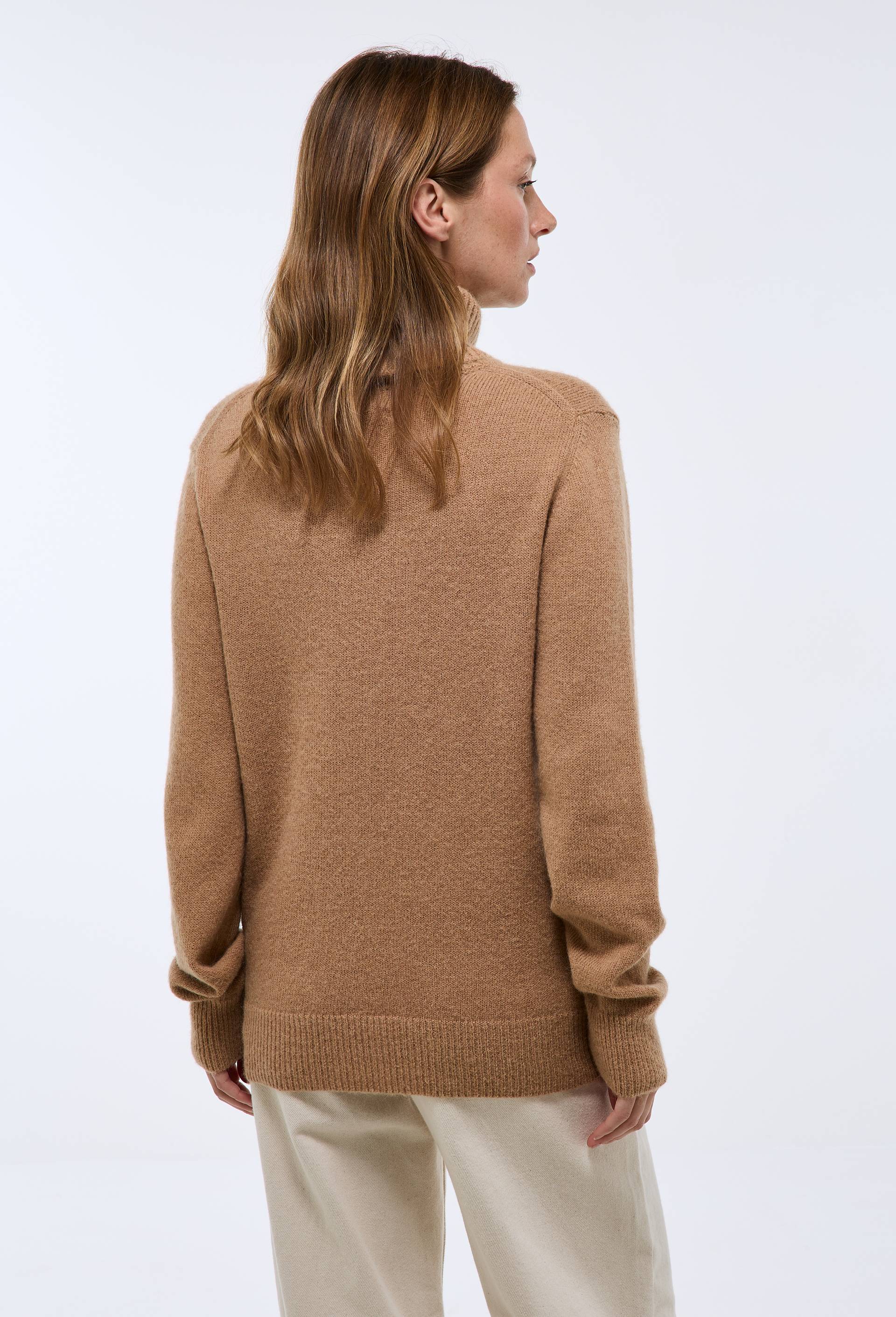 Pull col roul&eacute; uni contenant de l'alpaga, Beige, large image number 1