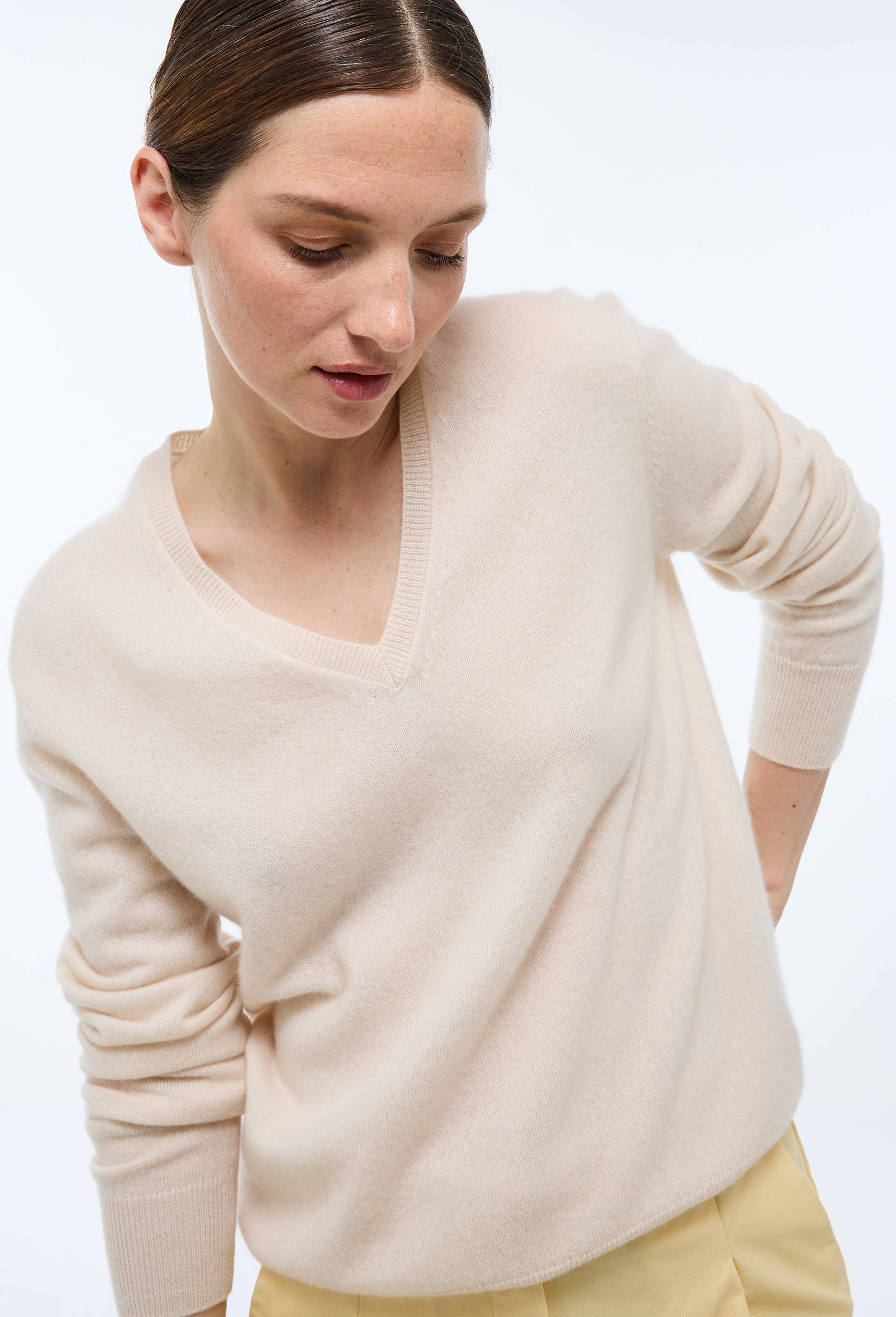 Pull col V en cachemire - MONOPRIX PREMIUM - Modalova