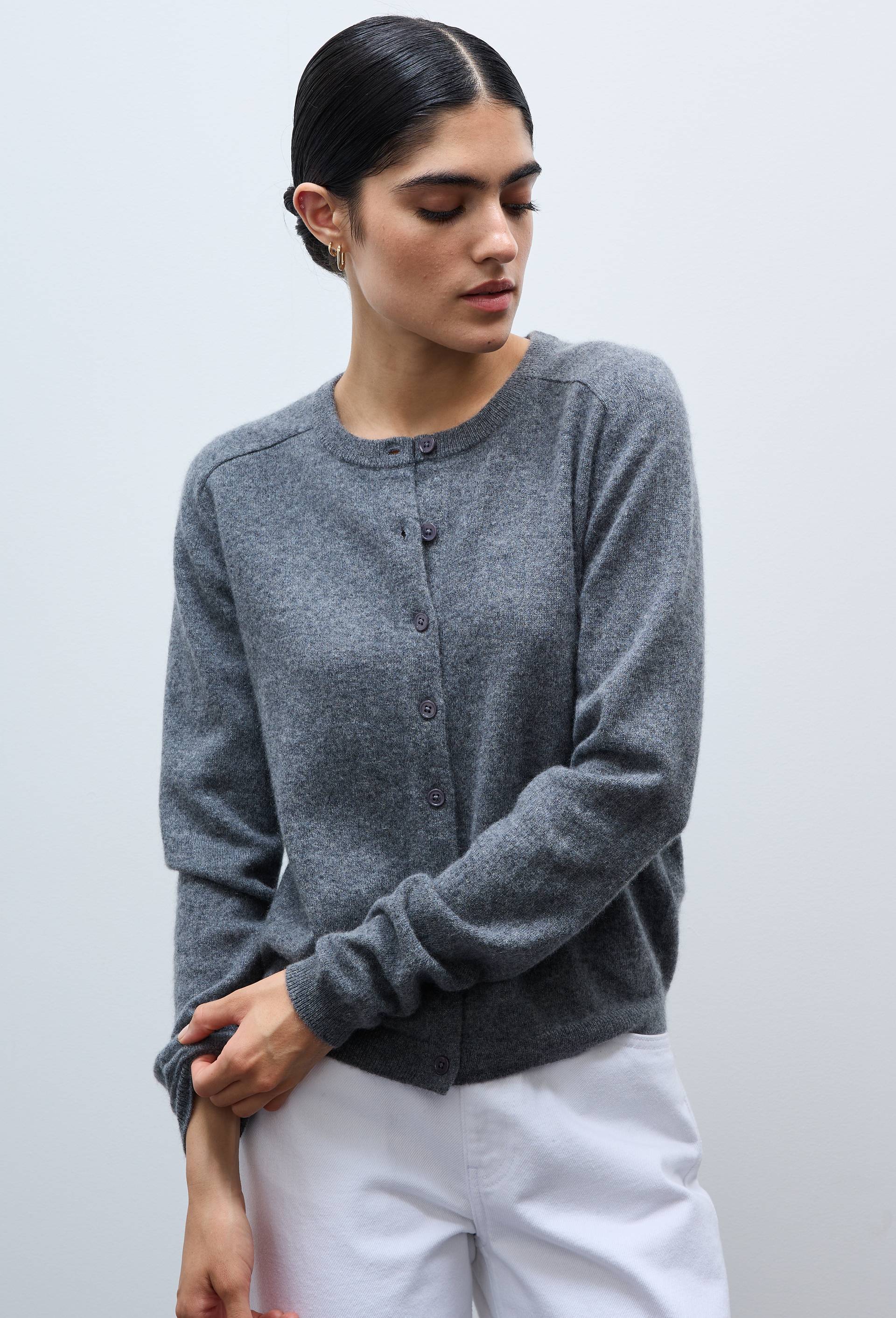 Cardigan uni col rond en 100% cachemire, Gris, swatch image