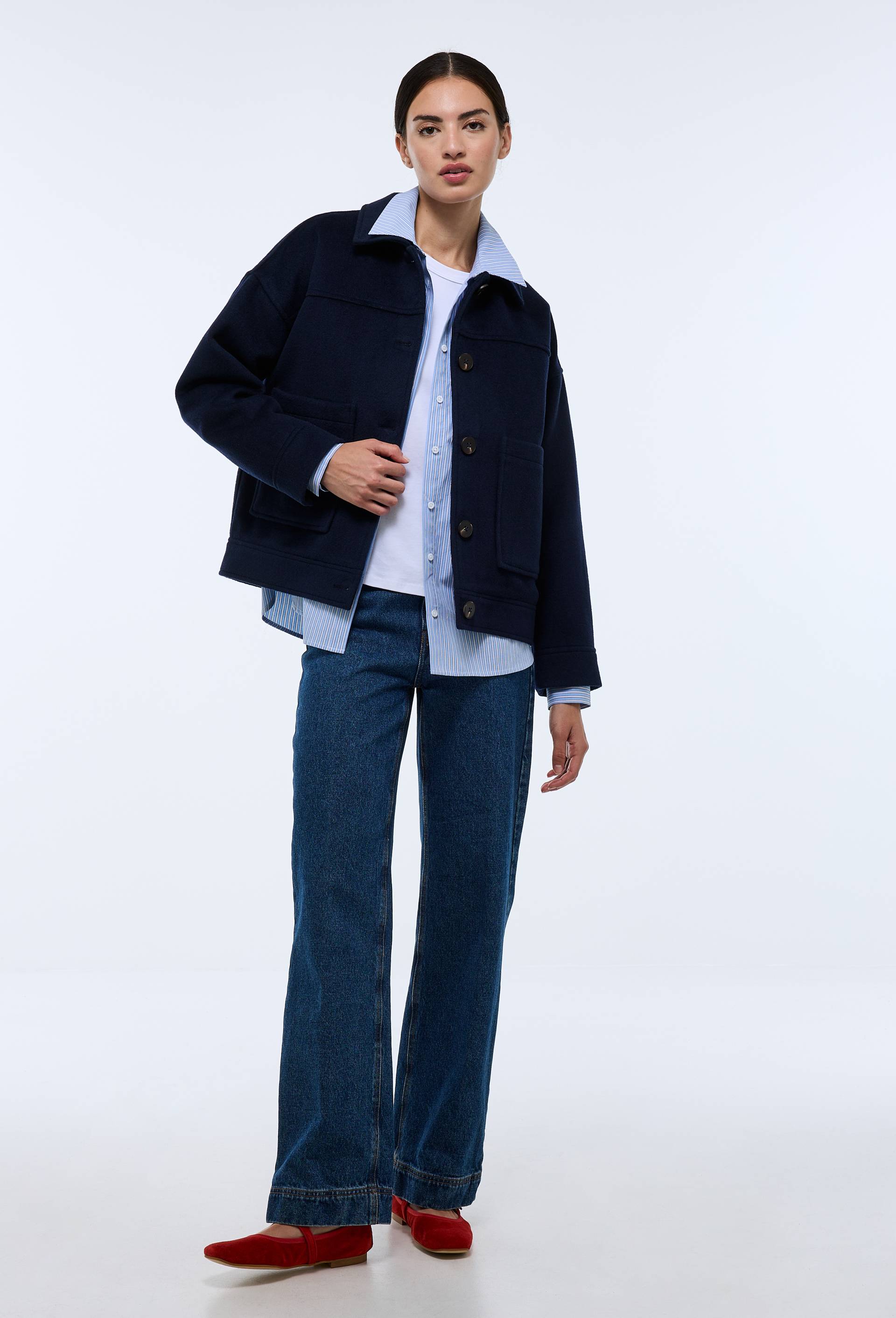 Veste courte boutonn&eacute;e contenant de la laine, Bleu fonc&eacute;, large image number 1.0