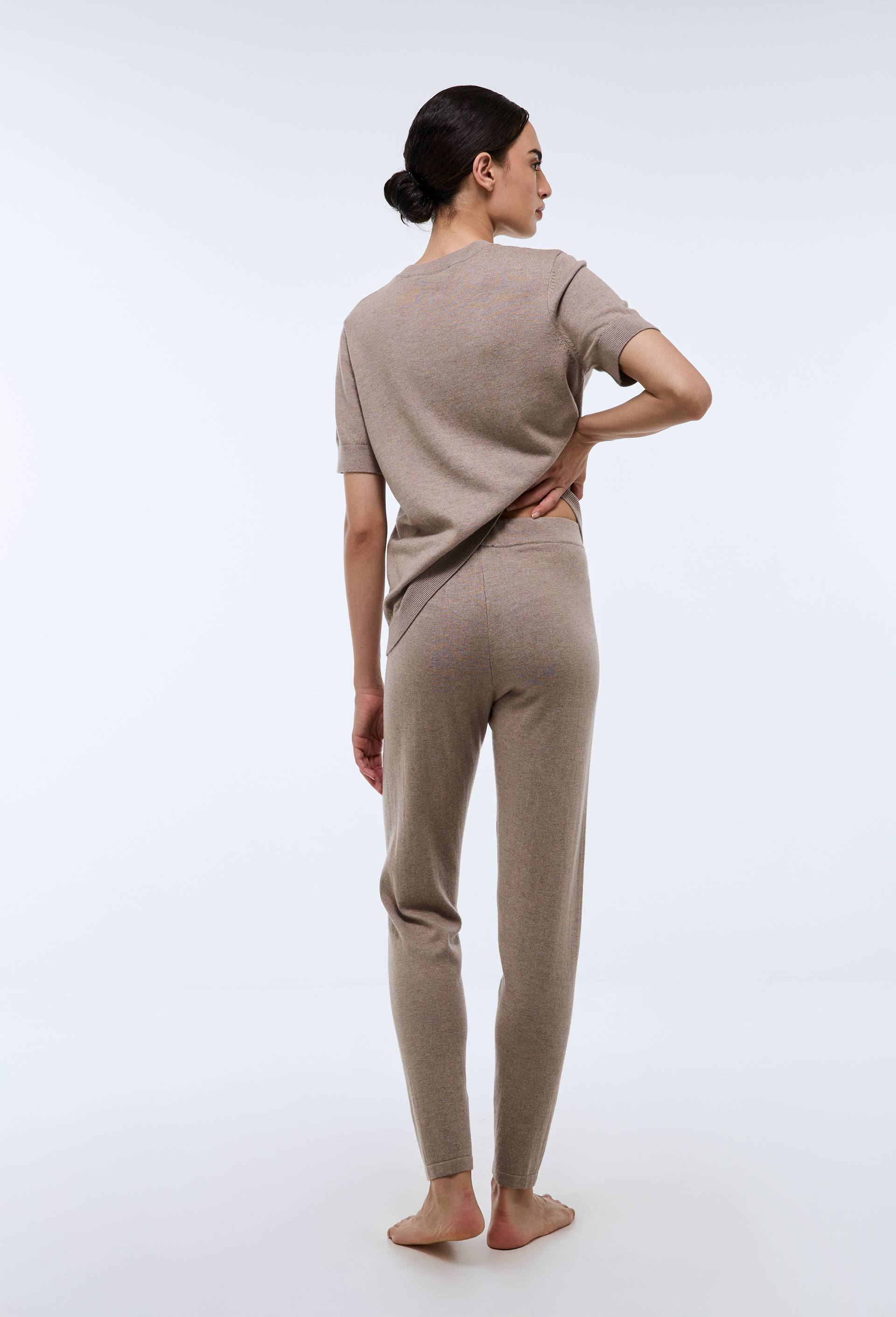 Pantalon uni en maille l&eacute;g&egrave;re, Beige, large image number 1