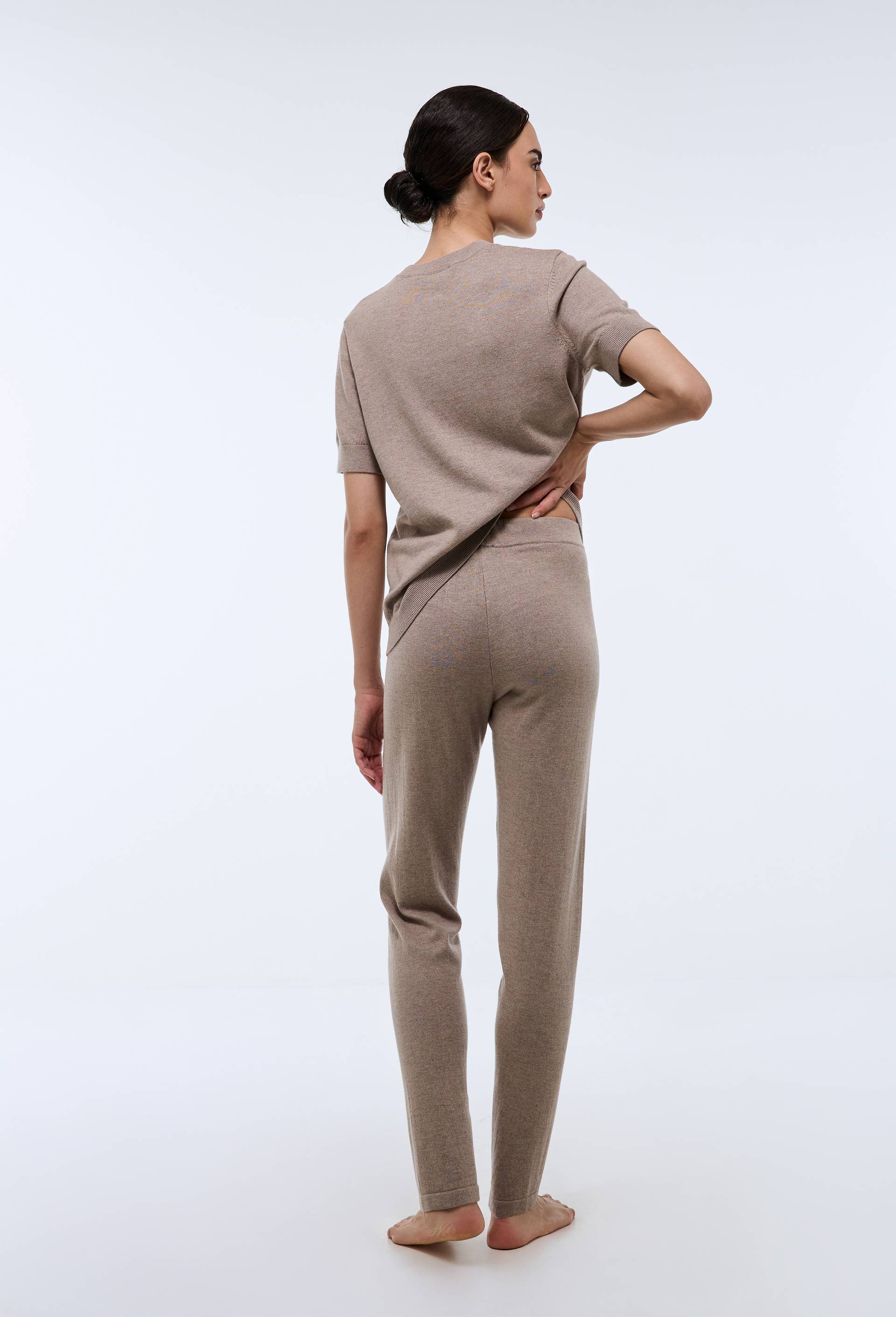 Pantalon uni en maille l&eacute;g&egrave;re, Beige, large image number 1