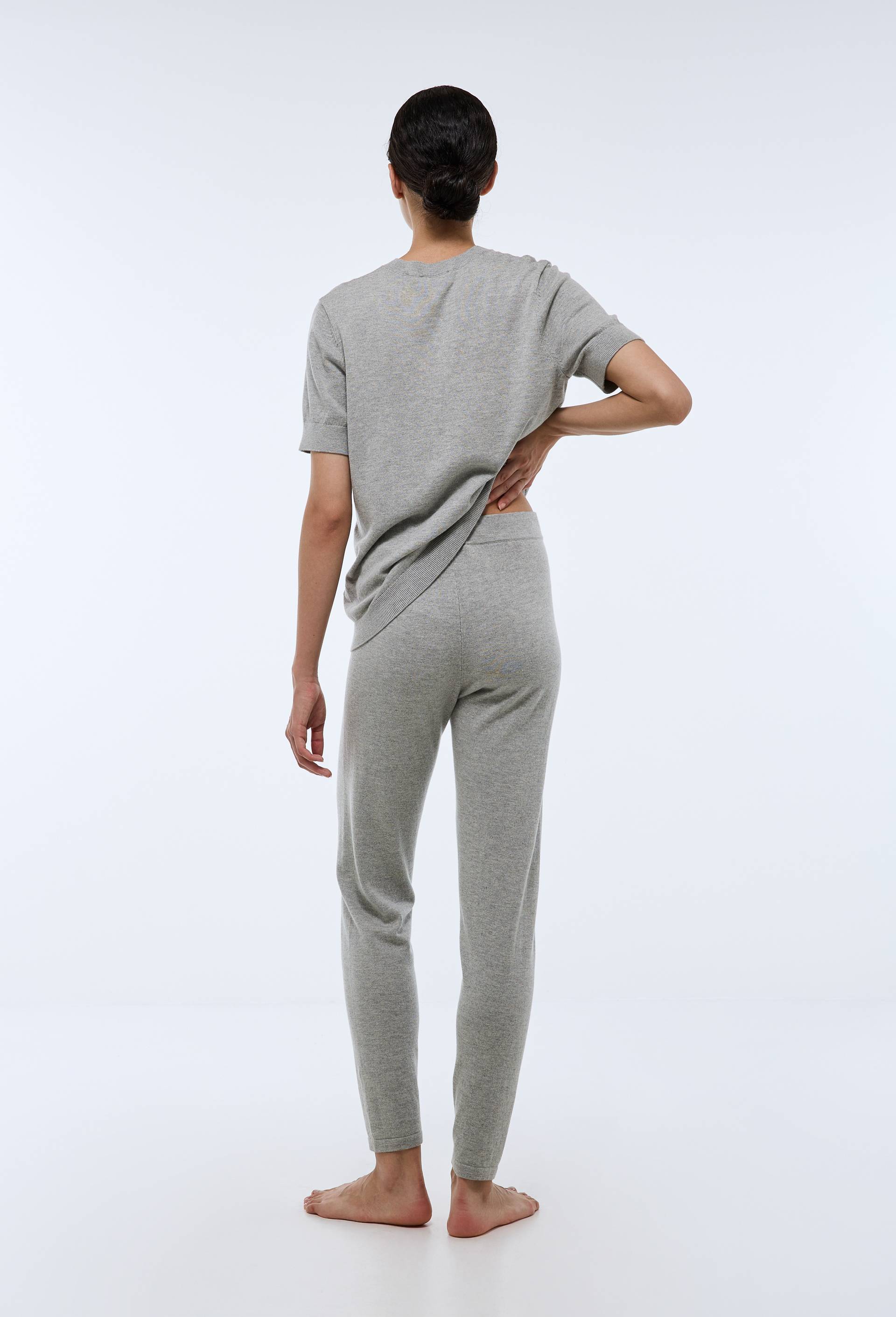 Pantalon uni en maille l&eacute;g&egrave;re, Gris, large image number 1