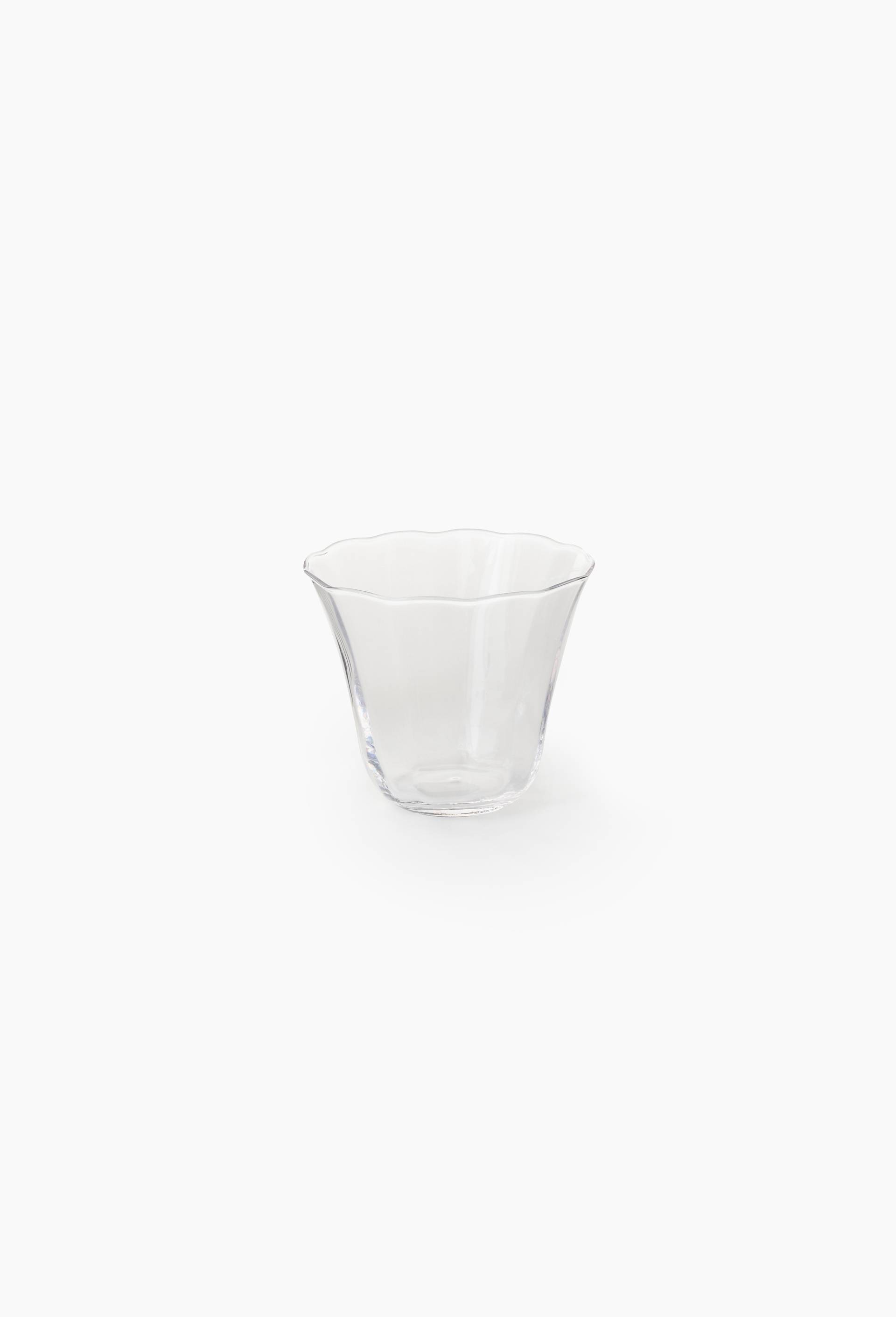 Verre &agrave; eau, forme ondul&eacute;e, 30cl, Transparent, large image number 0