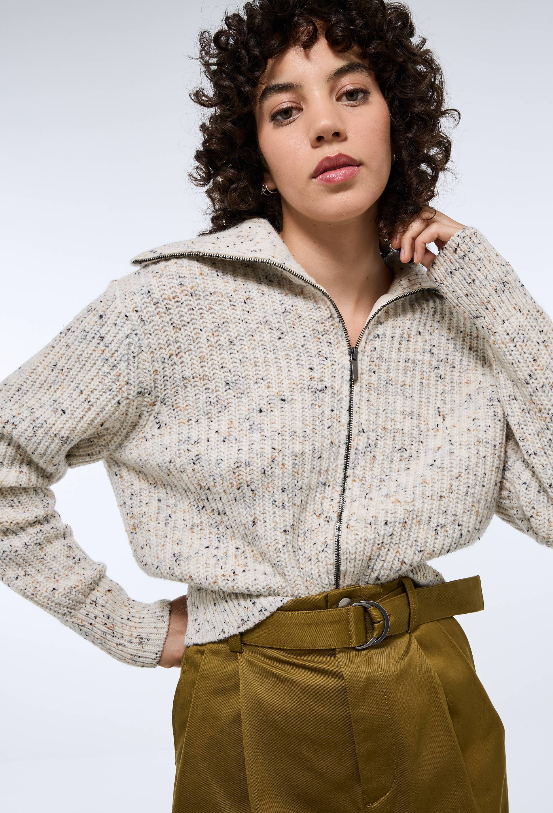 Cardigan zipp&eacute; en maille c&ocirc;tel&eacute;e contenant de la laine merinos, Ecru, large image number 0