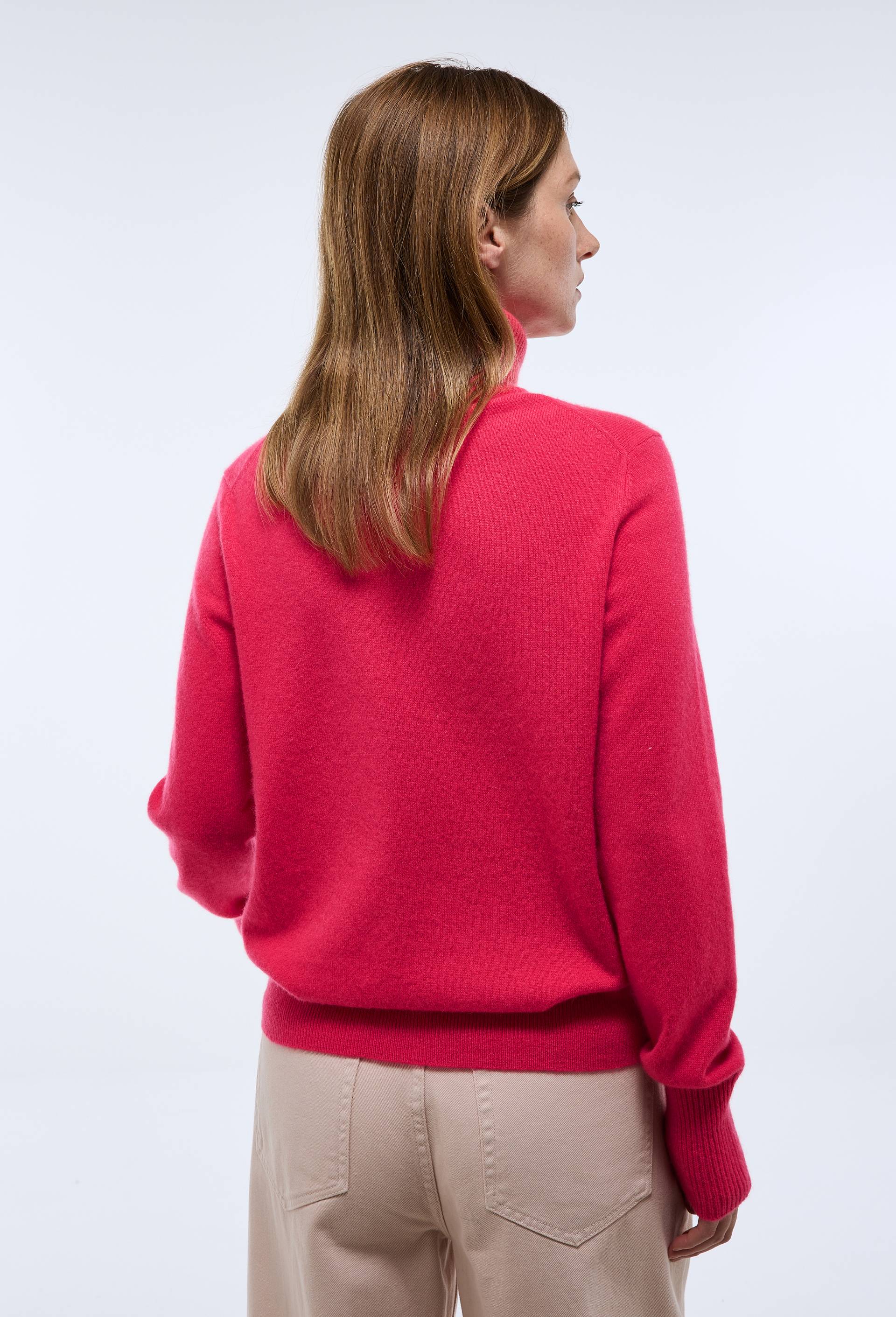 Pull uni col roul&eacute; en 100% cachemire, Rose, large image number 4