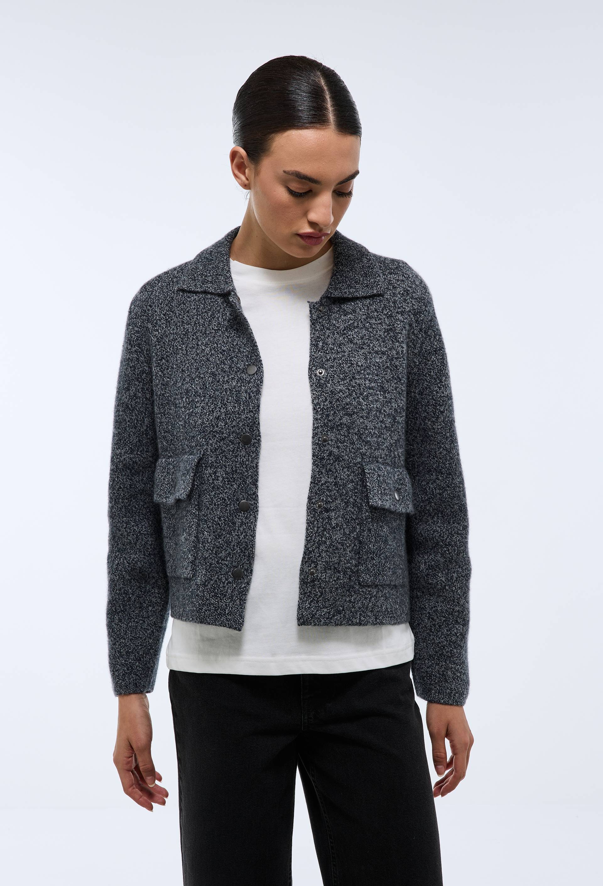 Veste en maille avec poches &agrave; rabat, Gris fonc&eacute;, swatch image