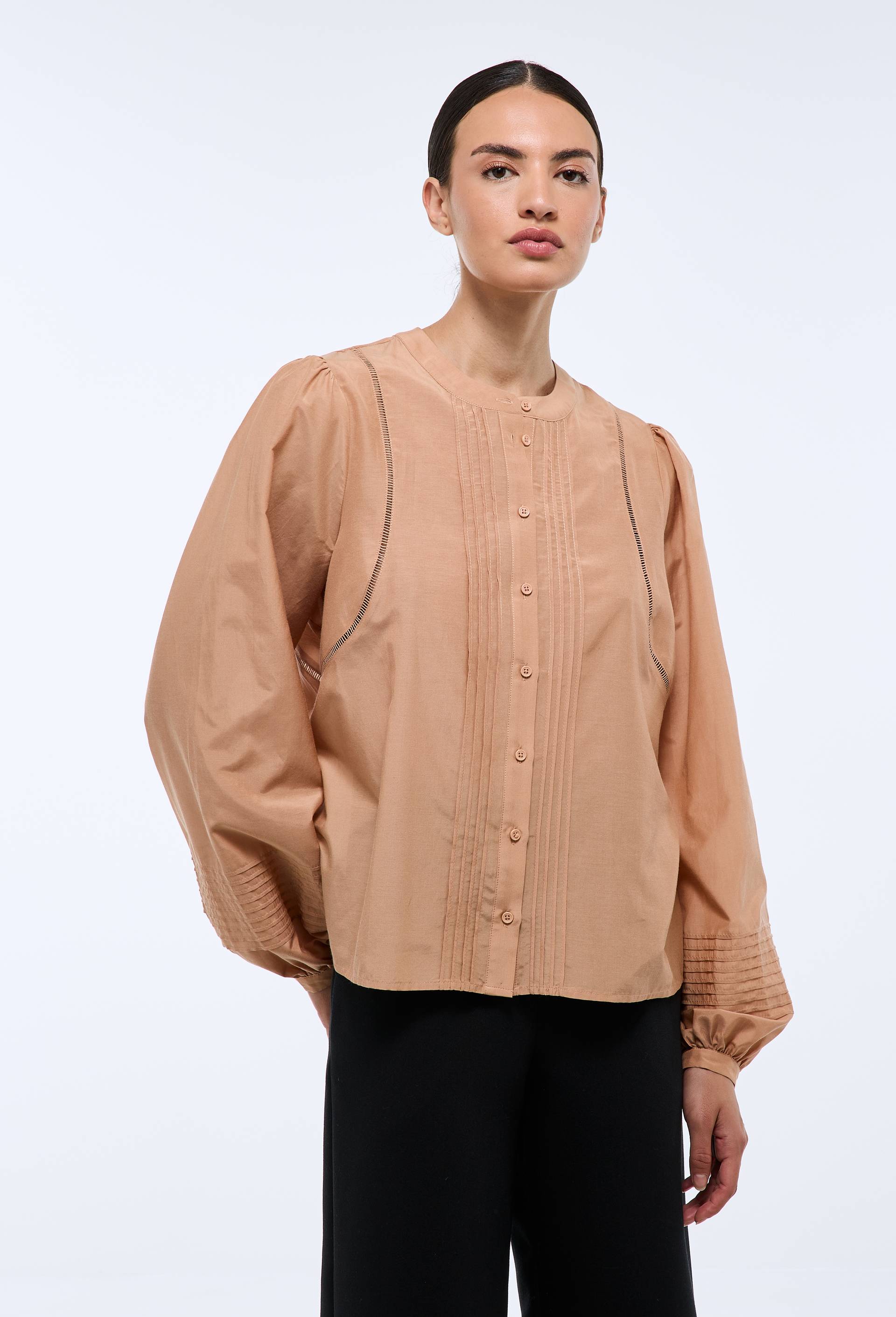 Blouse manches longues contenant de la soie, Beige, large image number 0.0