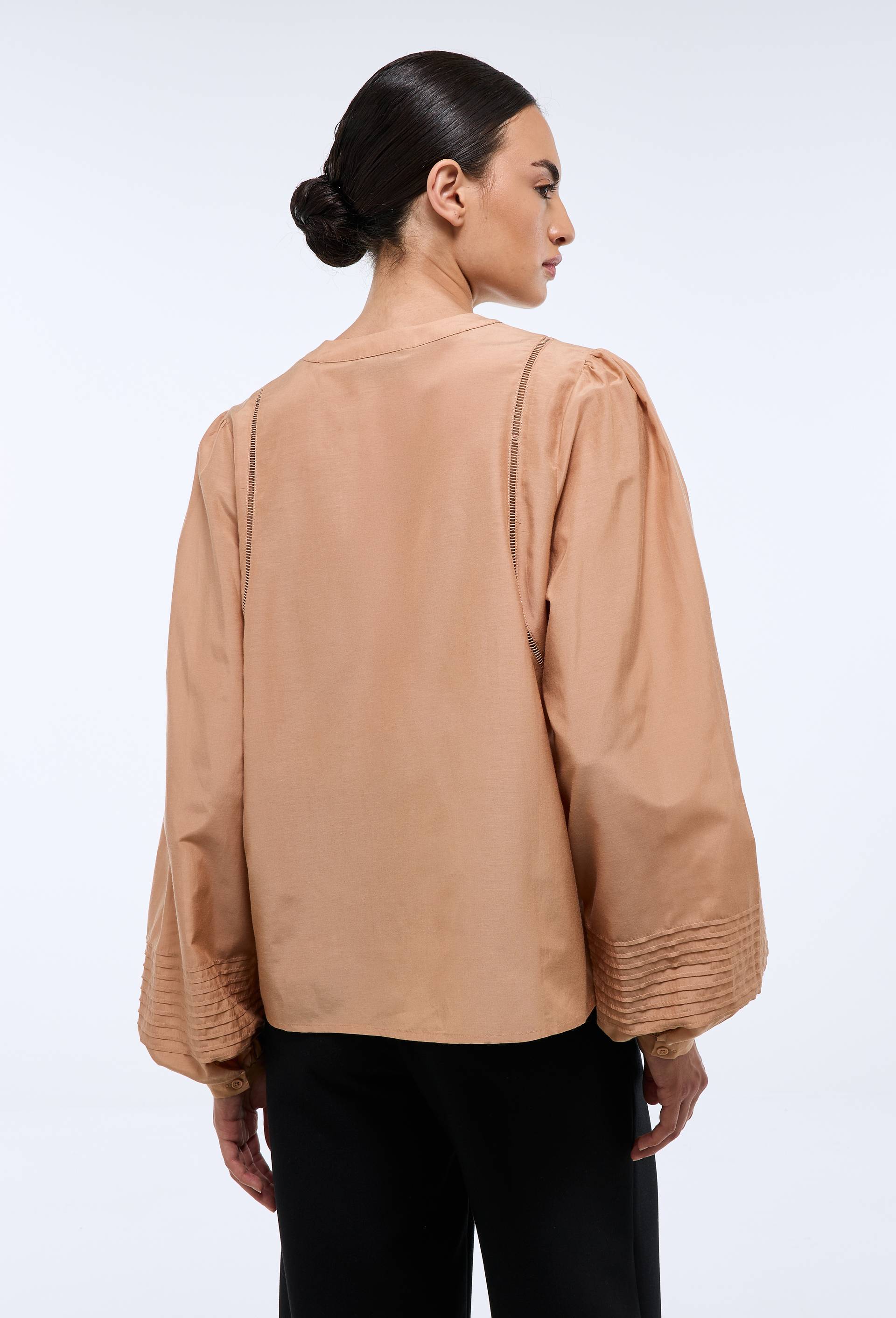 Blouse manches longues contenant de la soie, Beige, large image number 1.0