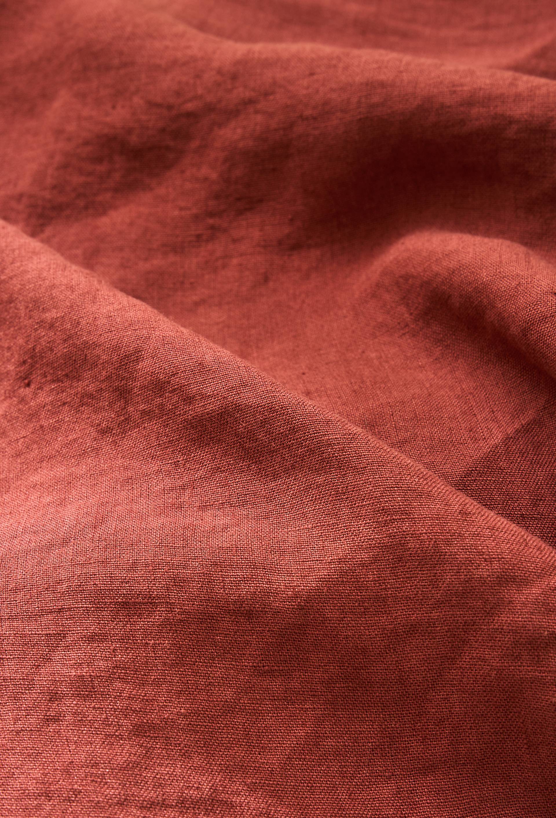 Nappe en lin lav&eacute;, Rouge fonc&eacute;, large image number 1