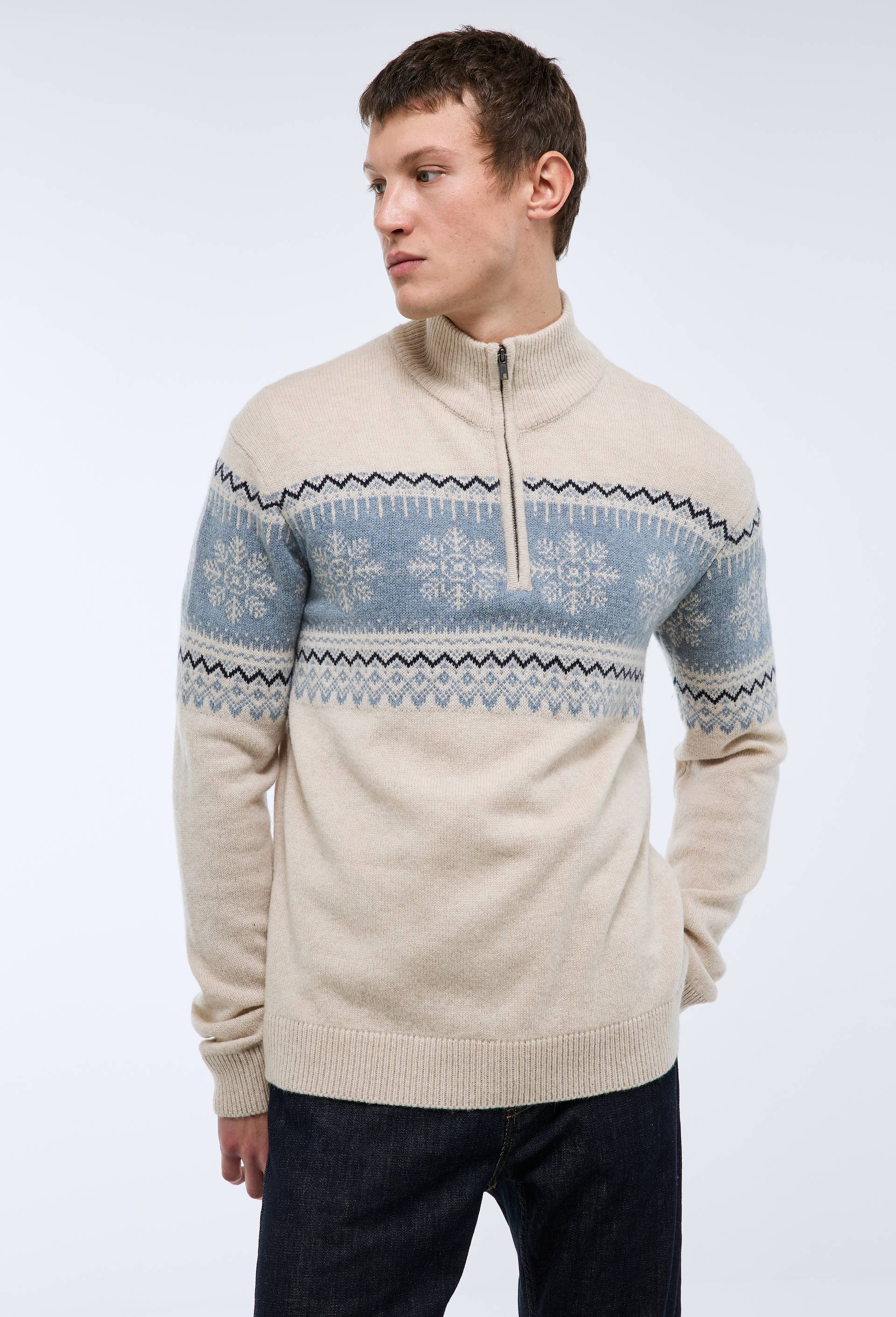 Pull col camionneur jacquard de no&euml;l contenant de la laine, Ecru, swatch image
