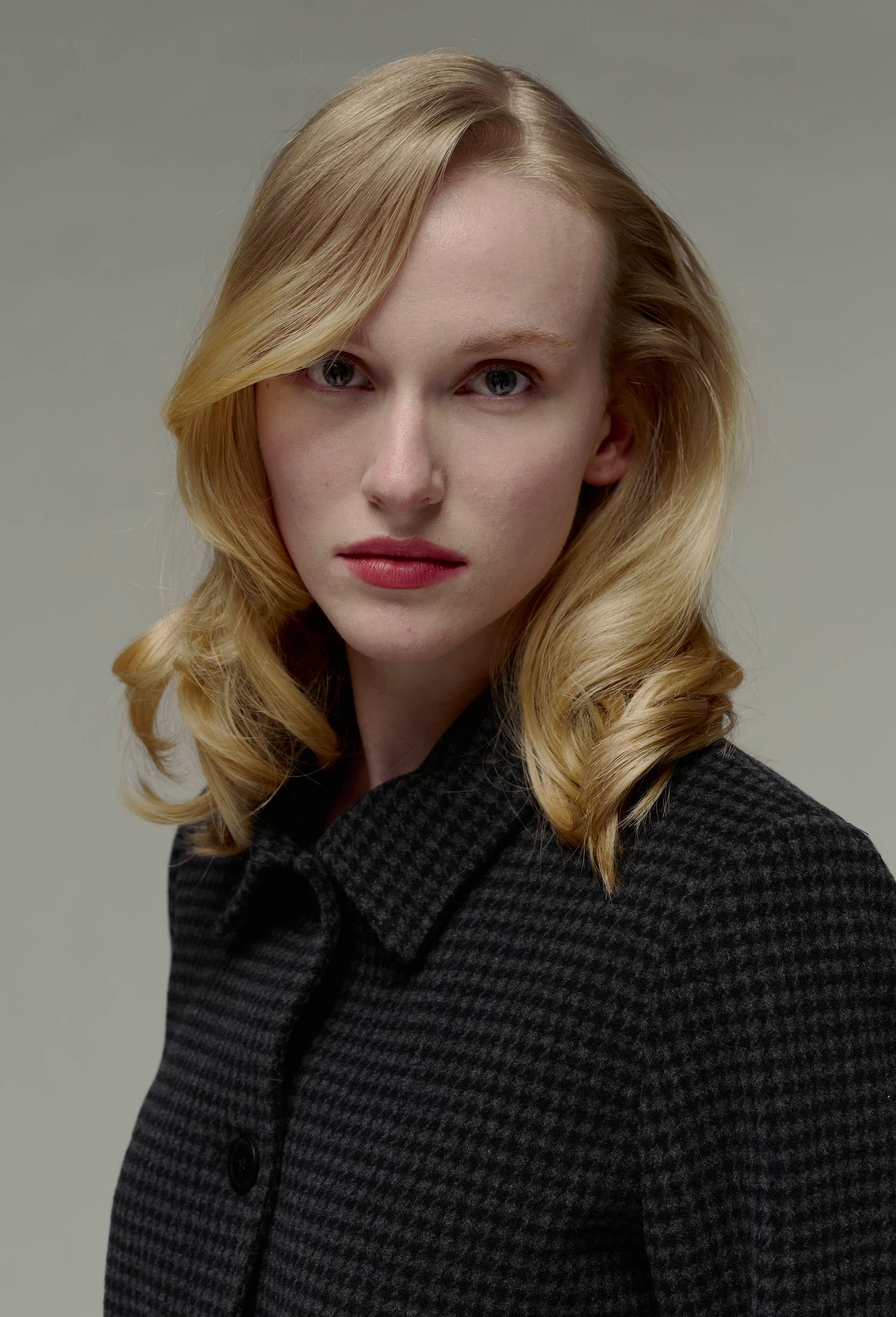 Veste courte &agrave; carreaux contenant de la laine, Gris fonc&eacute;, large image number 1