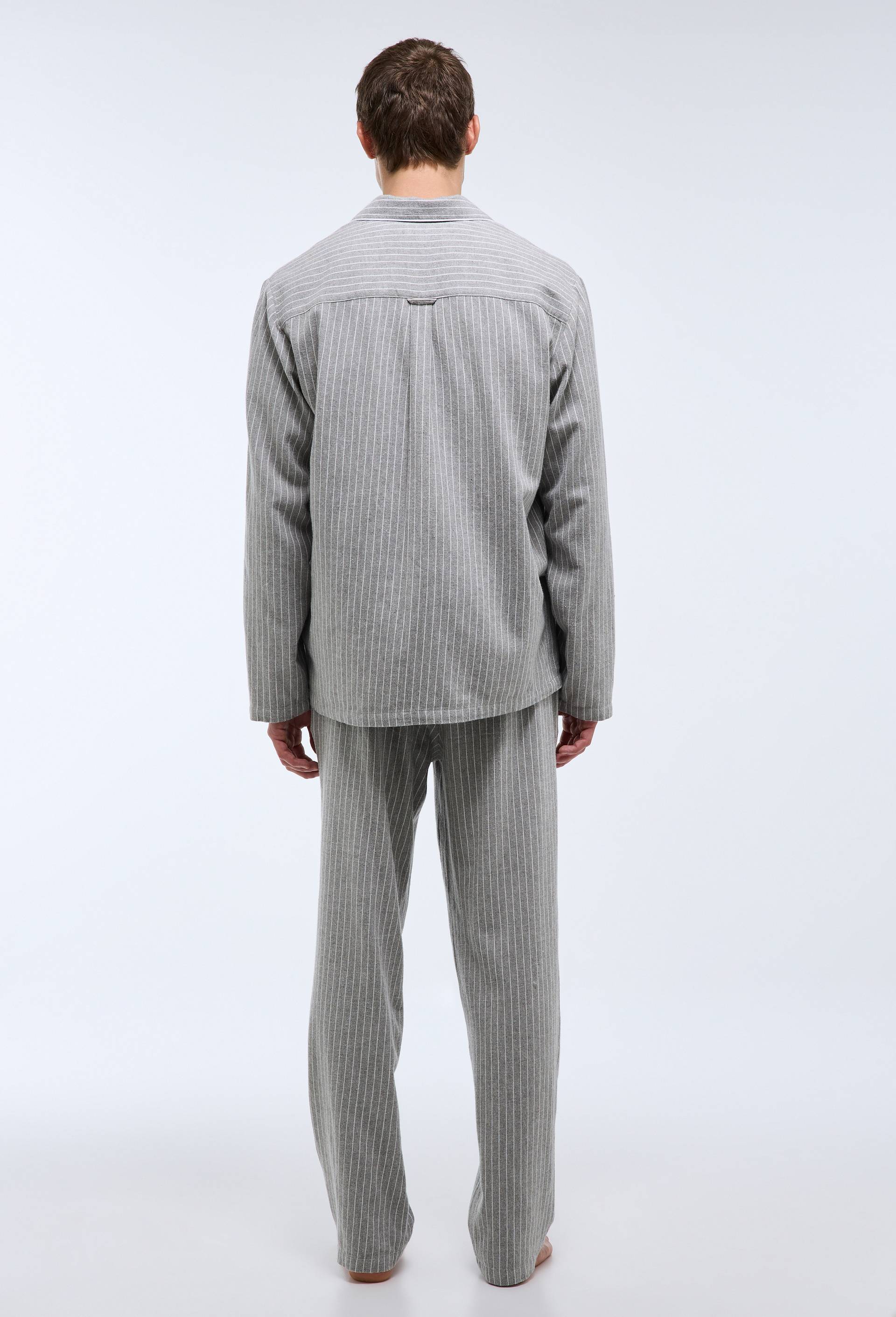 Pyjama chemise manches longues et pantalon gratt&eacute; en coton GOTS &agrave; rayures, Gris, large image number 2