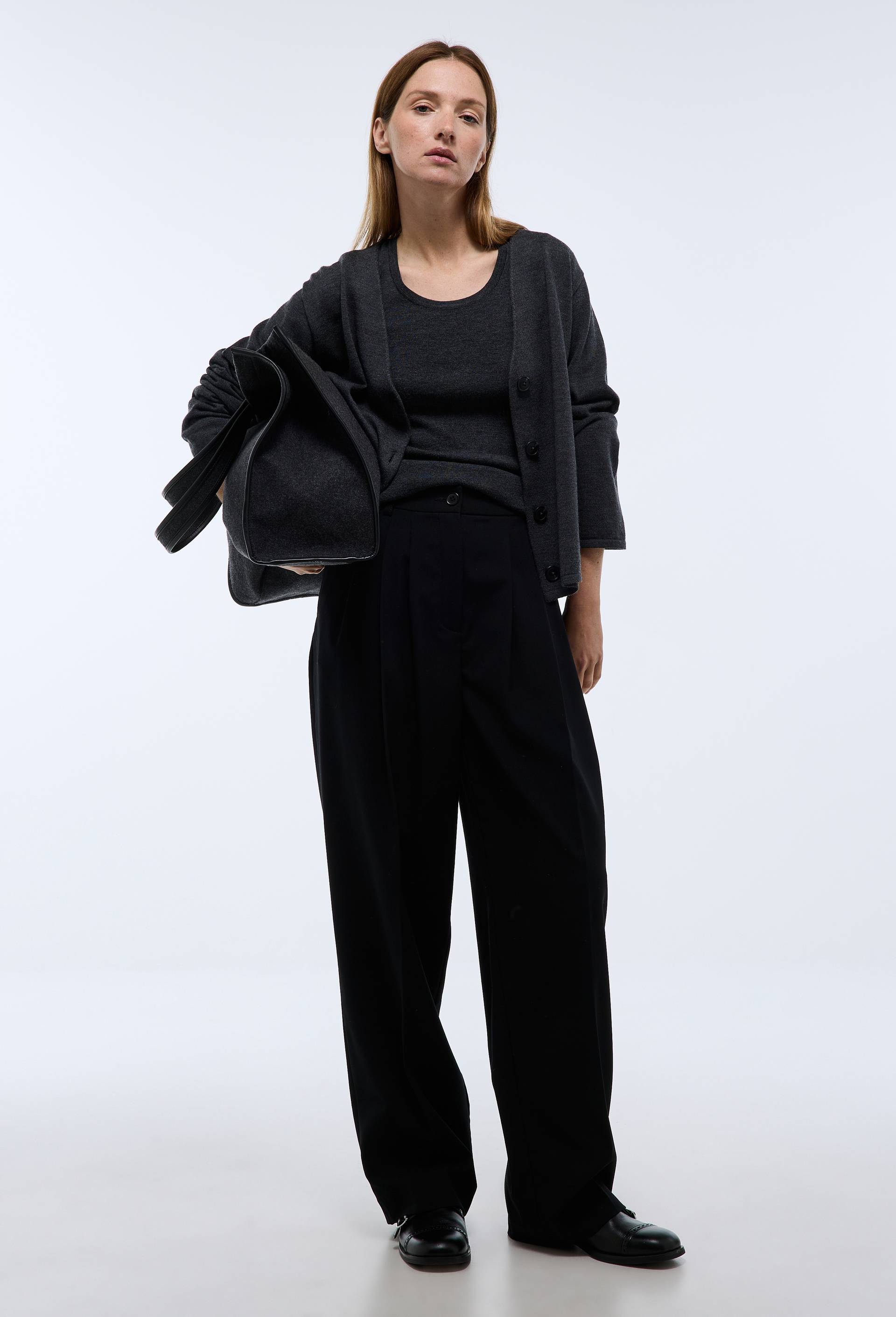 Pantalon large fluide uni contenant de la laine, Noir, large image number 1