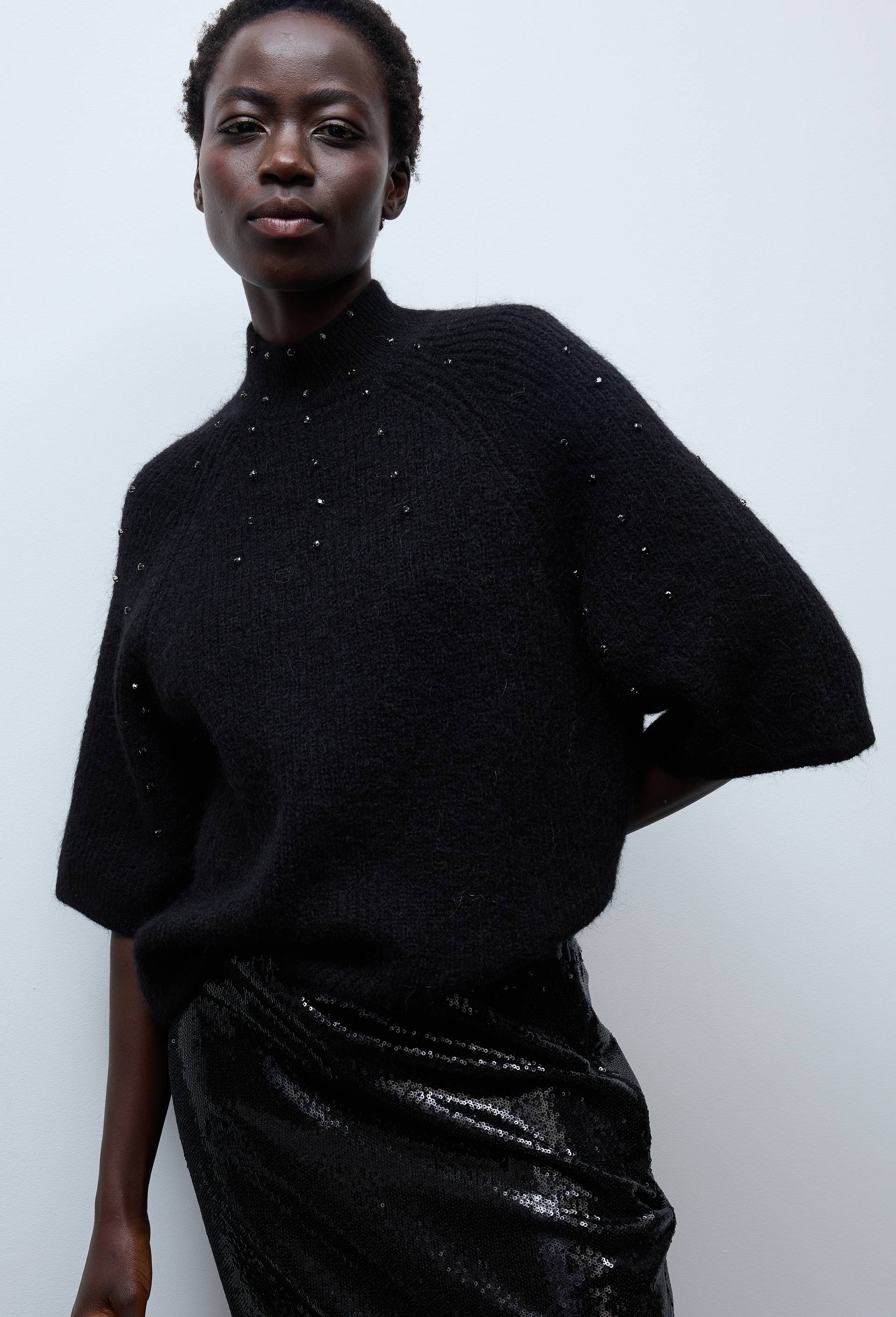 Pull manches coudes &agrave; strass contenant de l'alpaga, Noir, large image number 0