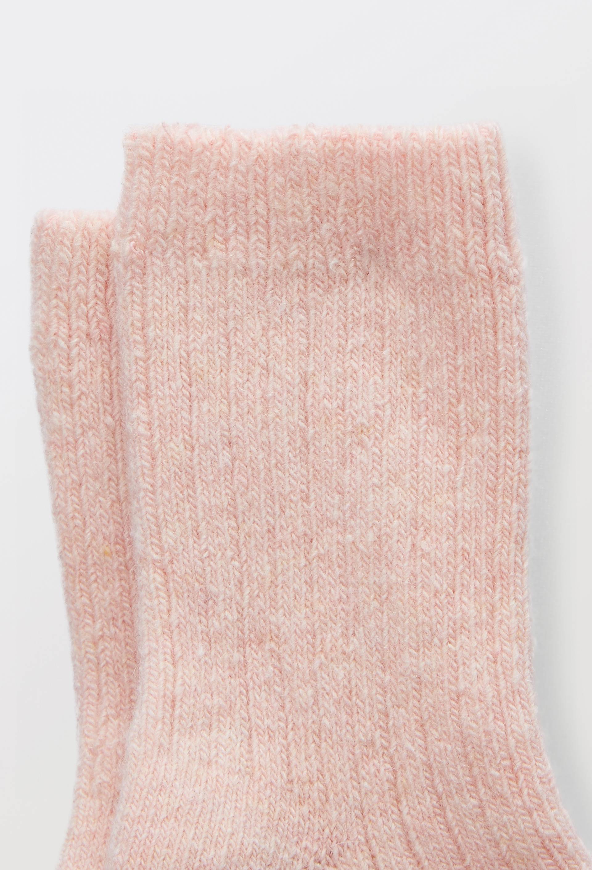 Paire de chaussettes contenant du cachemire et de la laine, Rose, large image number 1