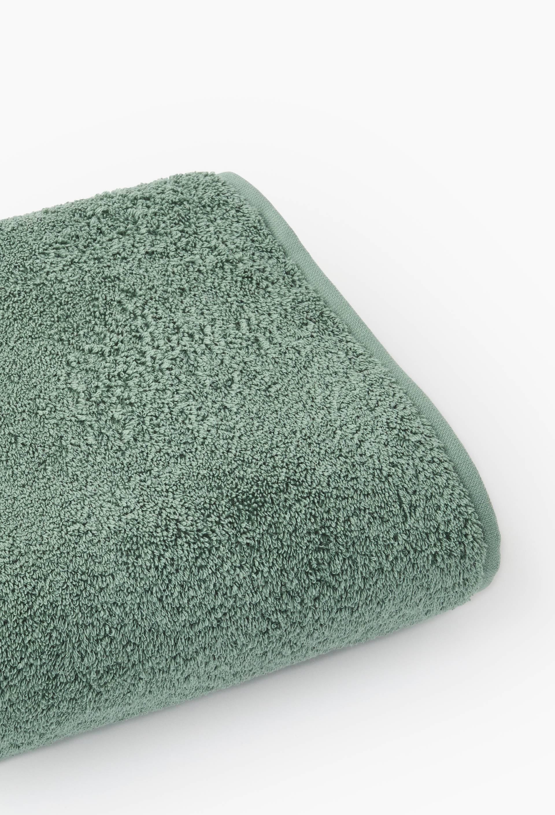 Serviette de bain unie, en coton BIO GOTS, Vert, large image number 1.0