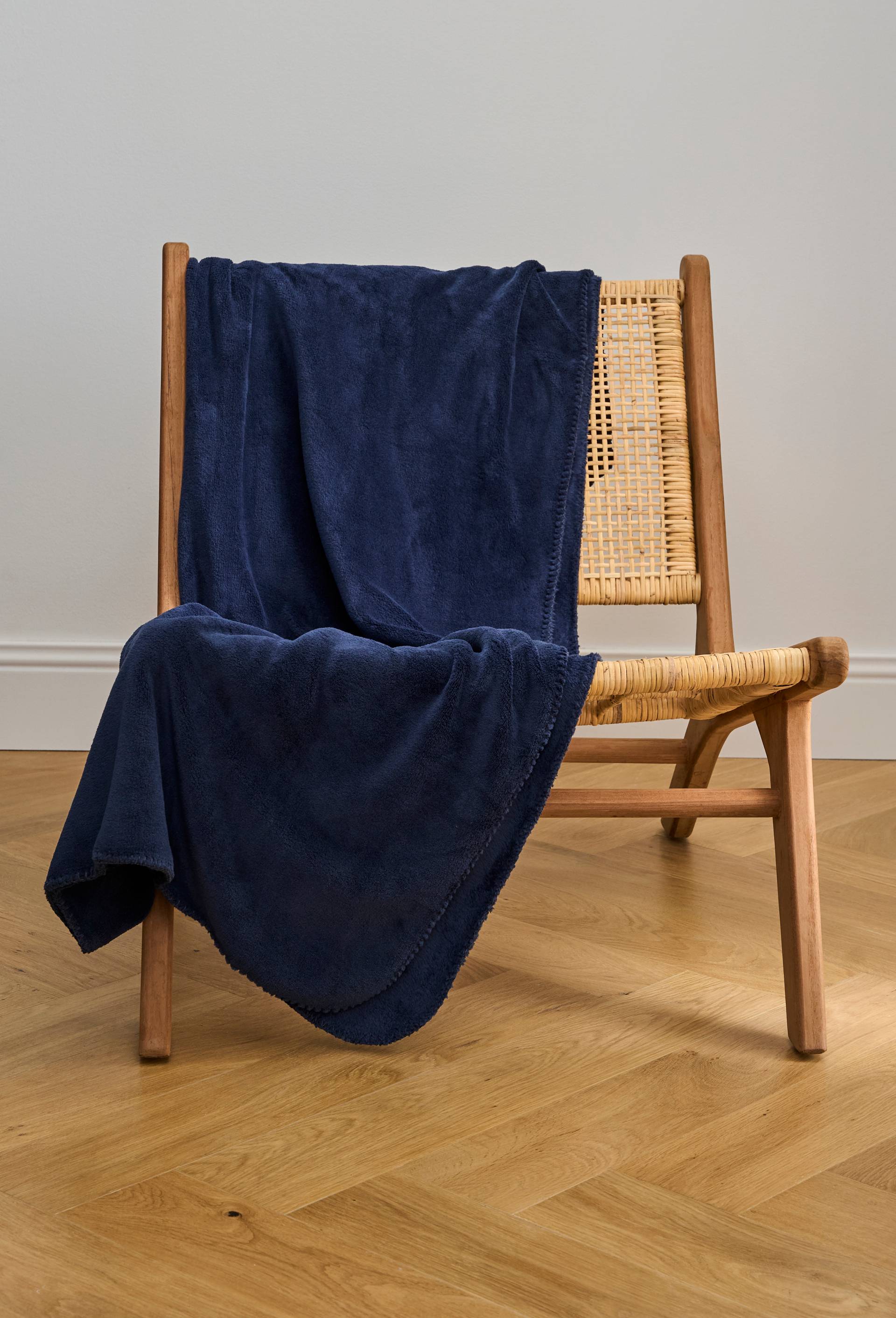 Plaid, 130x170cm, 100% polyester recycl&eacute; 280gsm, Bleu fonc&eacute;, large image number 0.0