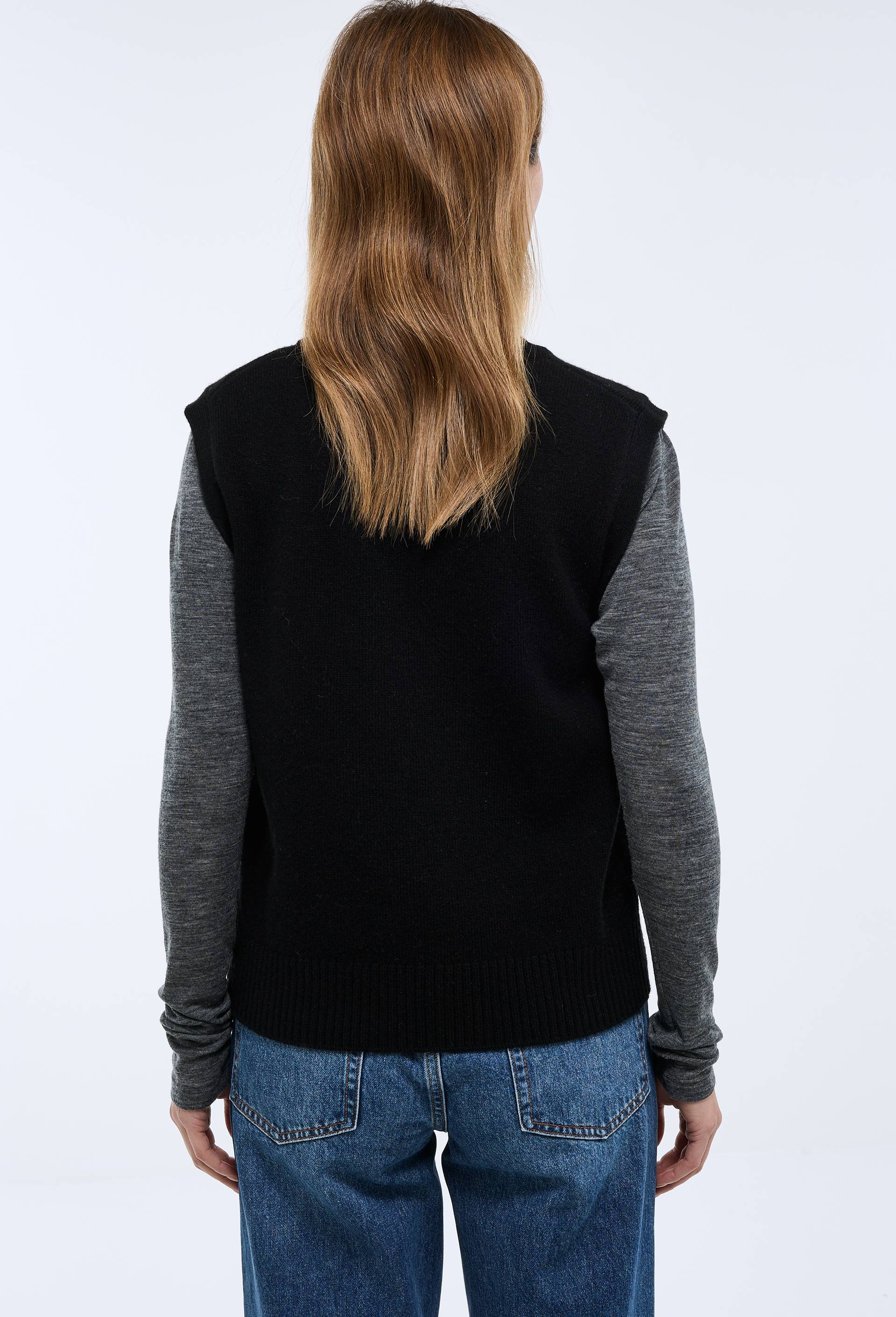 Pull sans manches en laine, Noir, large image number 1.0