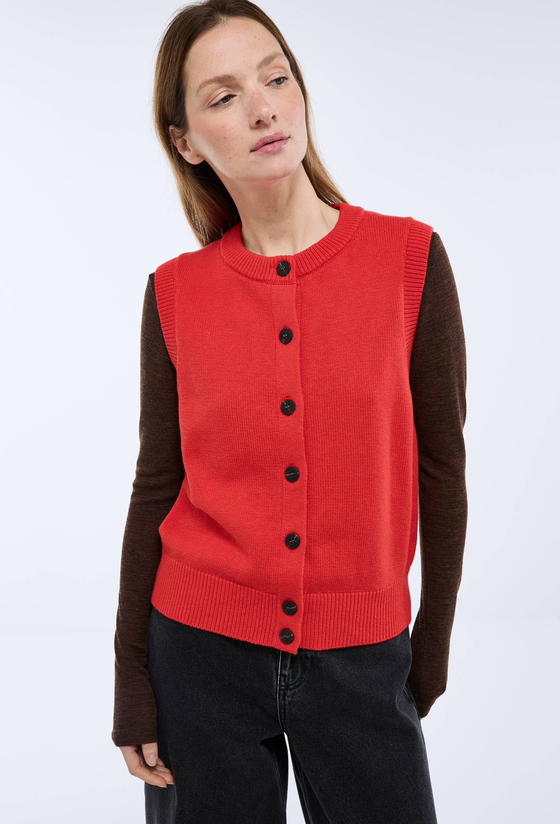 Cardigan sans manches contenant de la laine et du coton, Rouge, swatch image