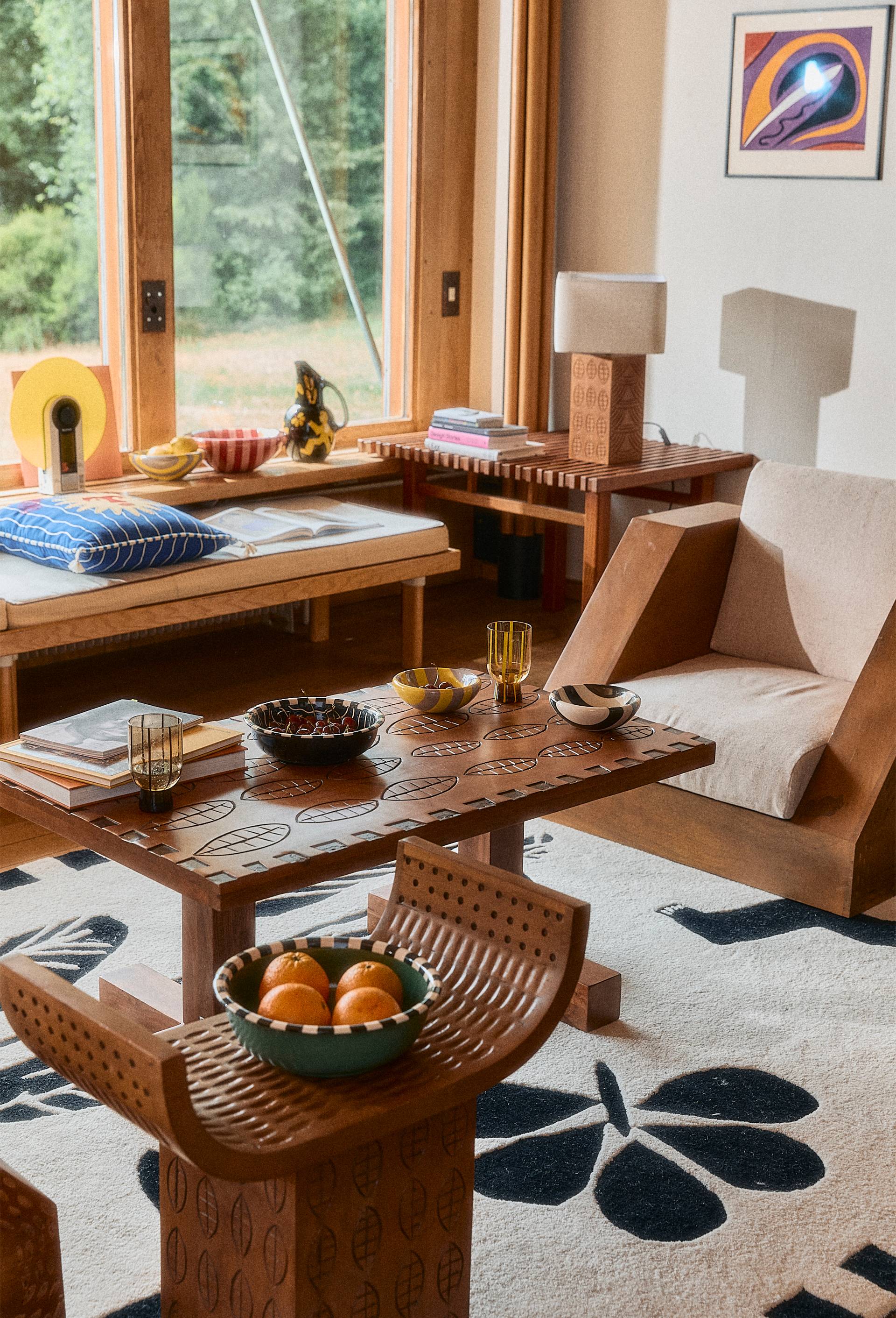 Pichet à motifs personnages, 30 cm - MAISON CHÂTEAU ROUGE x MONOPRIX