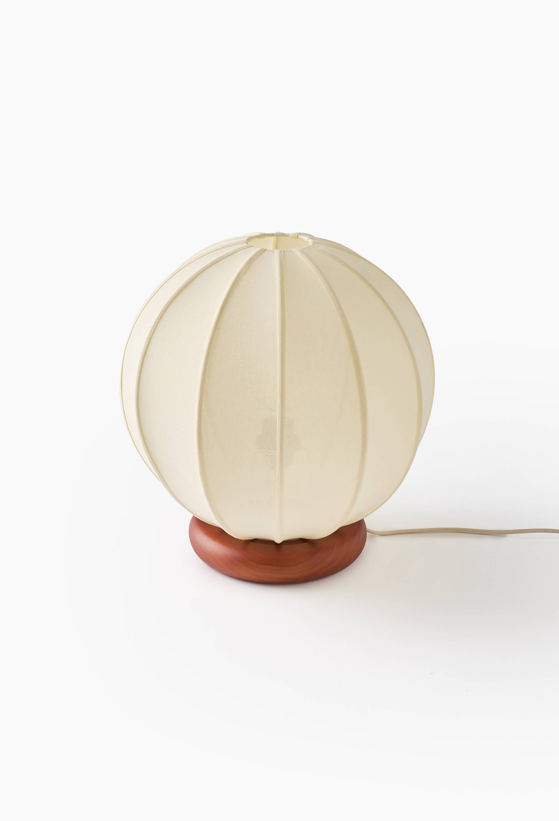 Lampe de sol, 40x40cm - MAISON CHÂTEAU ROUGE x MONOPRIX MULTICO MONOPRIX CREATEURS