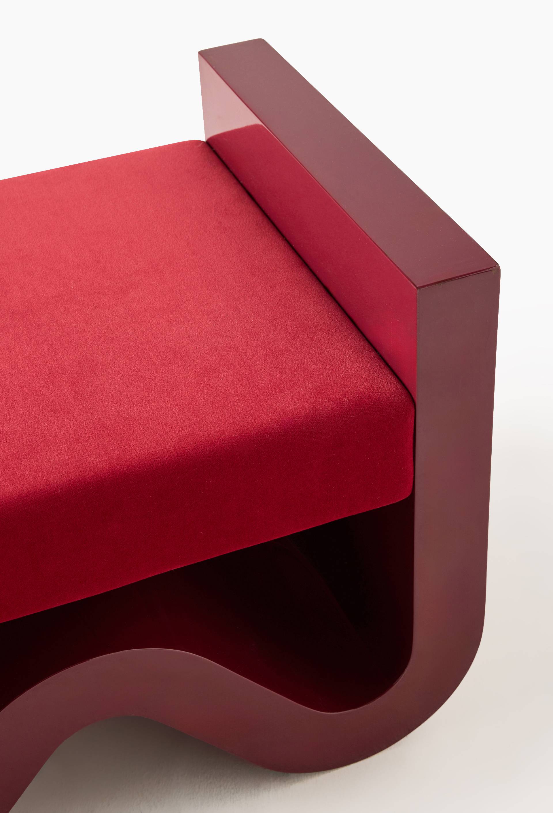 Banc en bois laqu&eacute;, lie de vin - BUREAU BENJAMIN x MONOPRIX - Exclusivit&eacute; web, Rouge fonc&eacute;, large image number 1