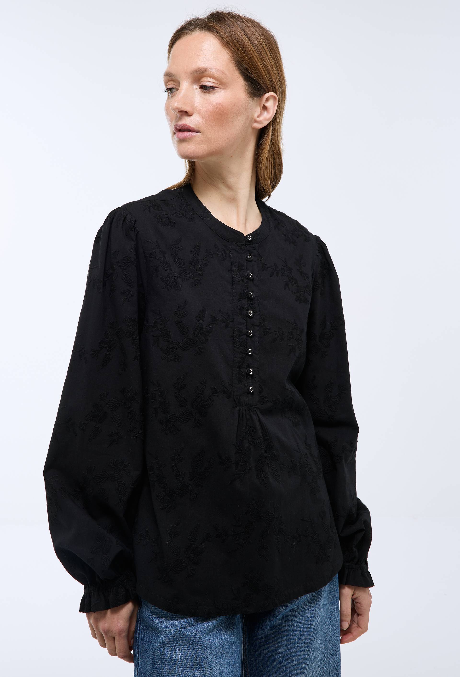 Blouse manches longues brod&eacute;e en coton BIO GOTS, Noir, swatch image