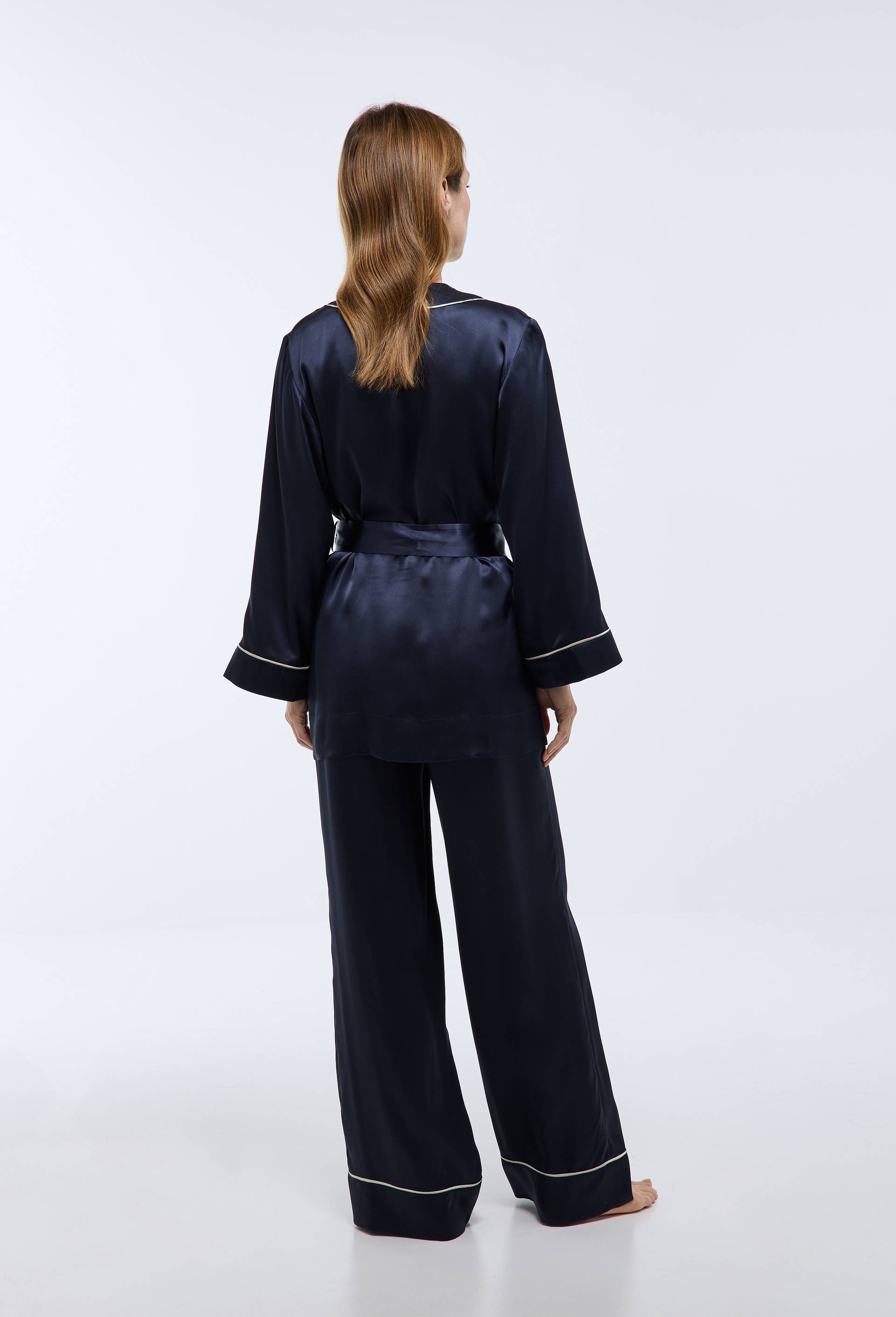 Kimono uni en soie, Bleu fonc&eacute;, large image number 2