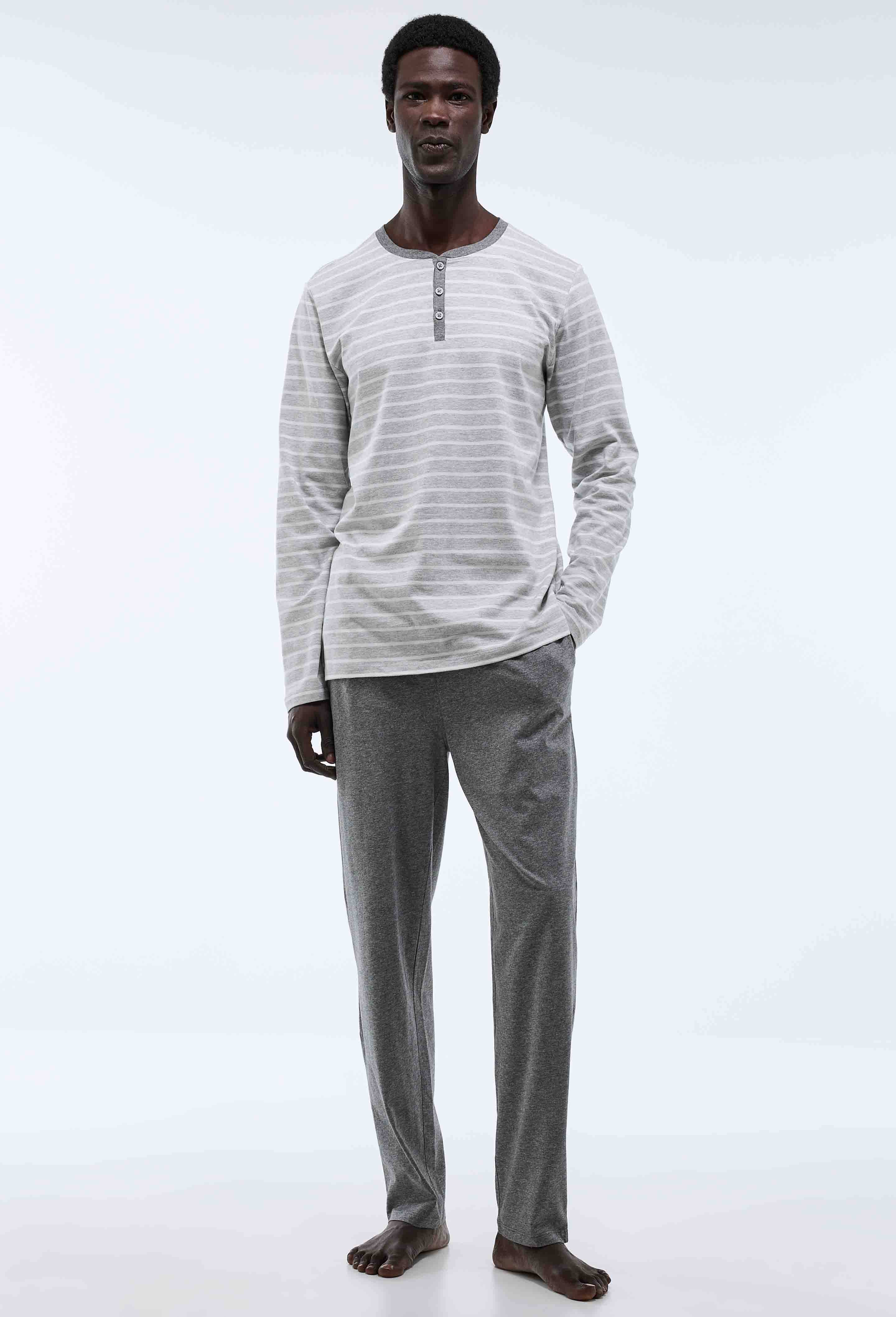 Pyjama T-shirt manches longues ray&eacute; et pantalon en jersey de coton BIO GOTS, Gris, swatch image