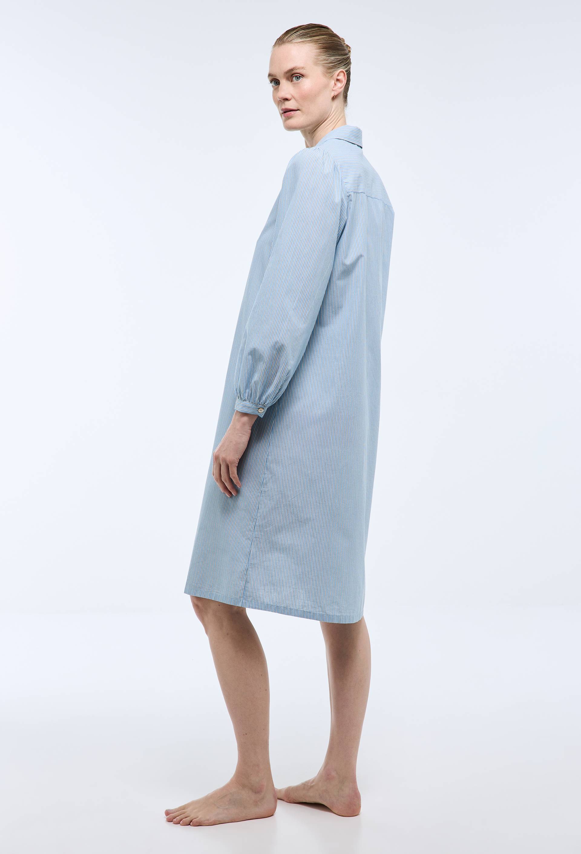Chemise de nuit ray&eacute;e manches longues en coton BIO GOTS, Bleu clair, large image number 1