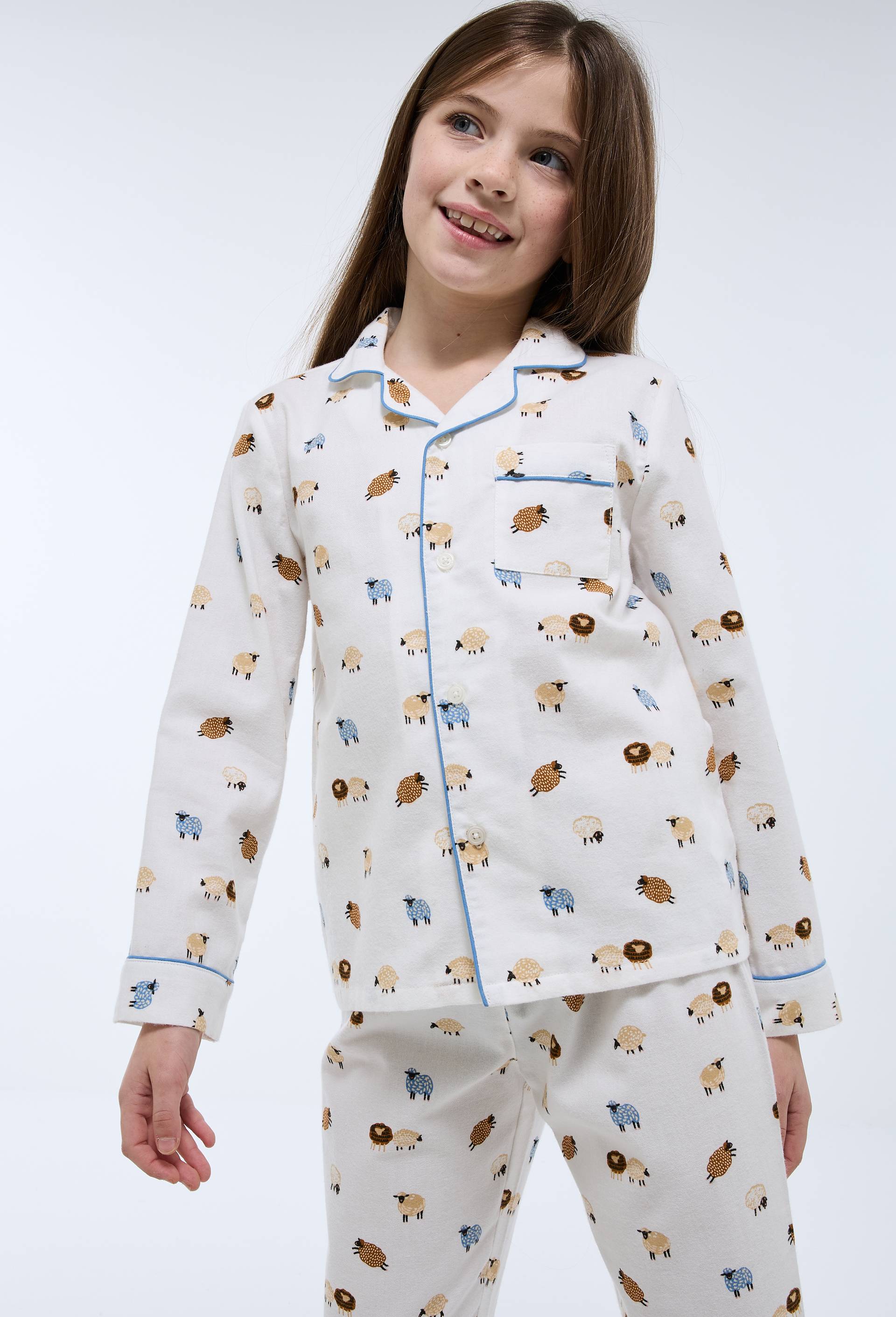 Pyjama chemise manches longues imprim&eacute; en coton, Ecru, large image number 1.0