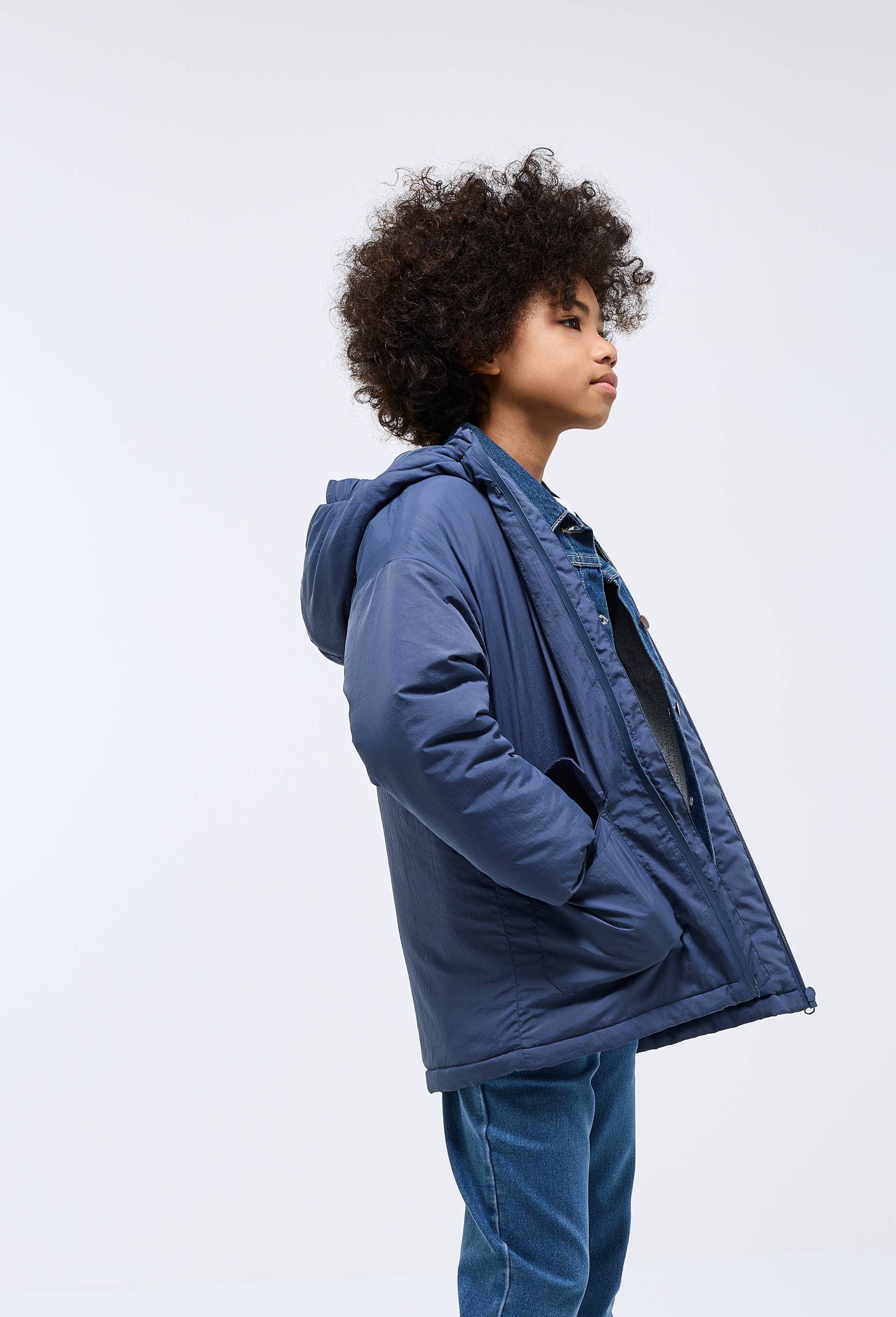 Veste d&eacute;perlante unie en polyester recycl&eacute;, Bleu fonc&eacute;, large image number 1.0