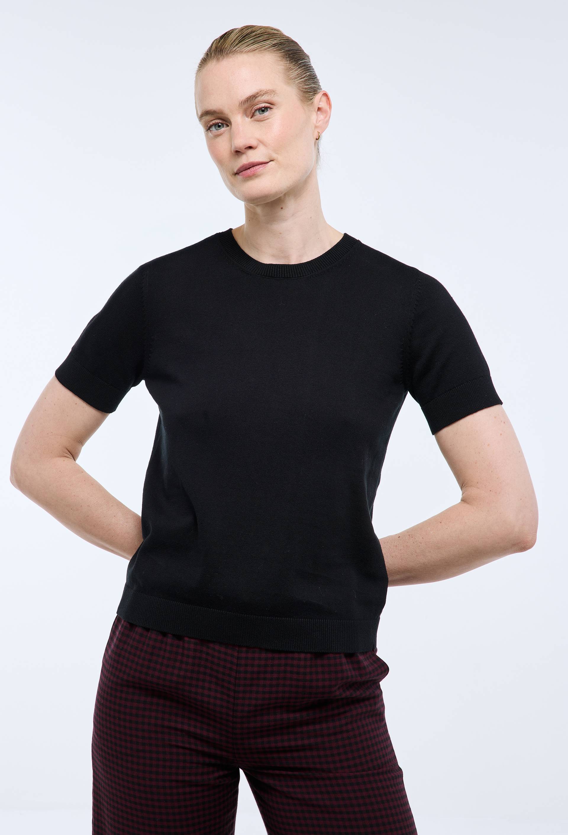 Pull uni &agrave; manches longues en coton, Noir, swatch image