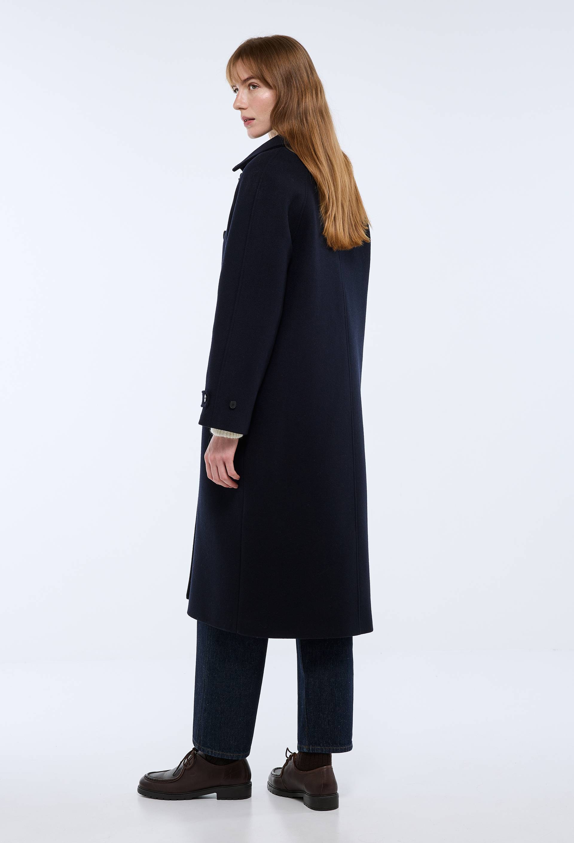 Manteau bleu marine et brun avec ceinture et col amovible en fausse fourrure | Essentiel Antwerp France