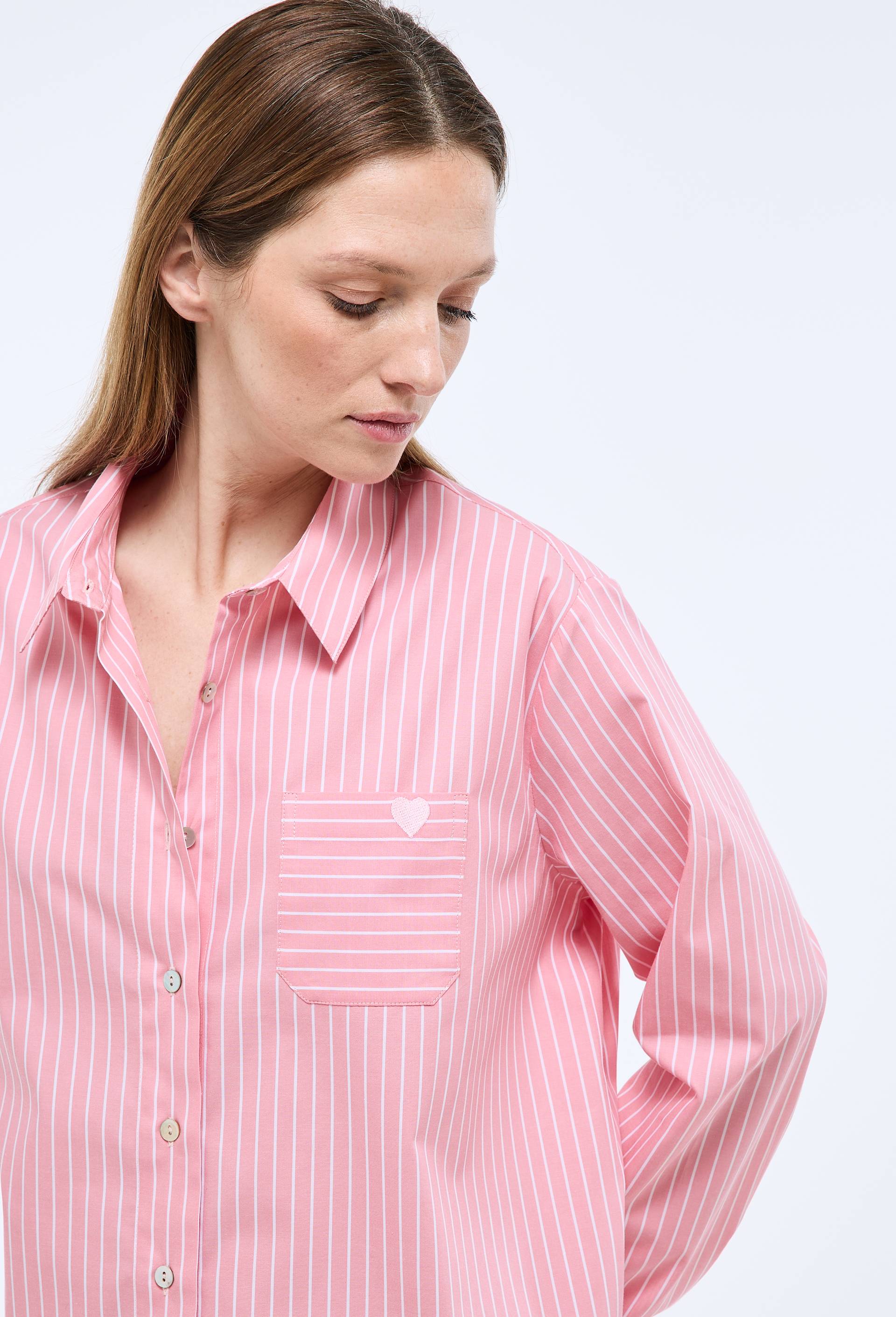 Chemise de nuit ray&eacute;e avec coeur brod&eacute; en voile de coton, Rose, large image number 2