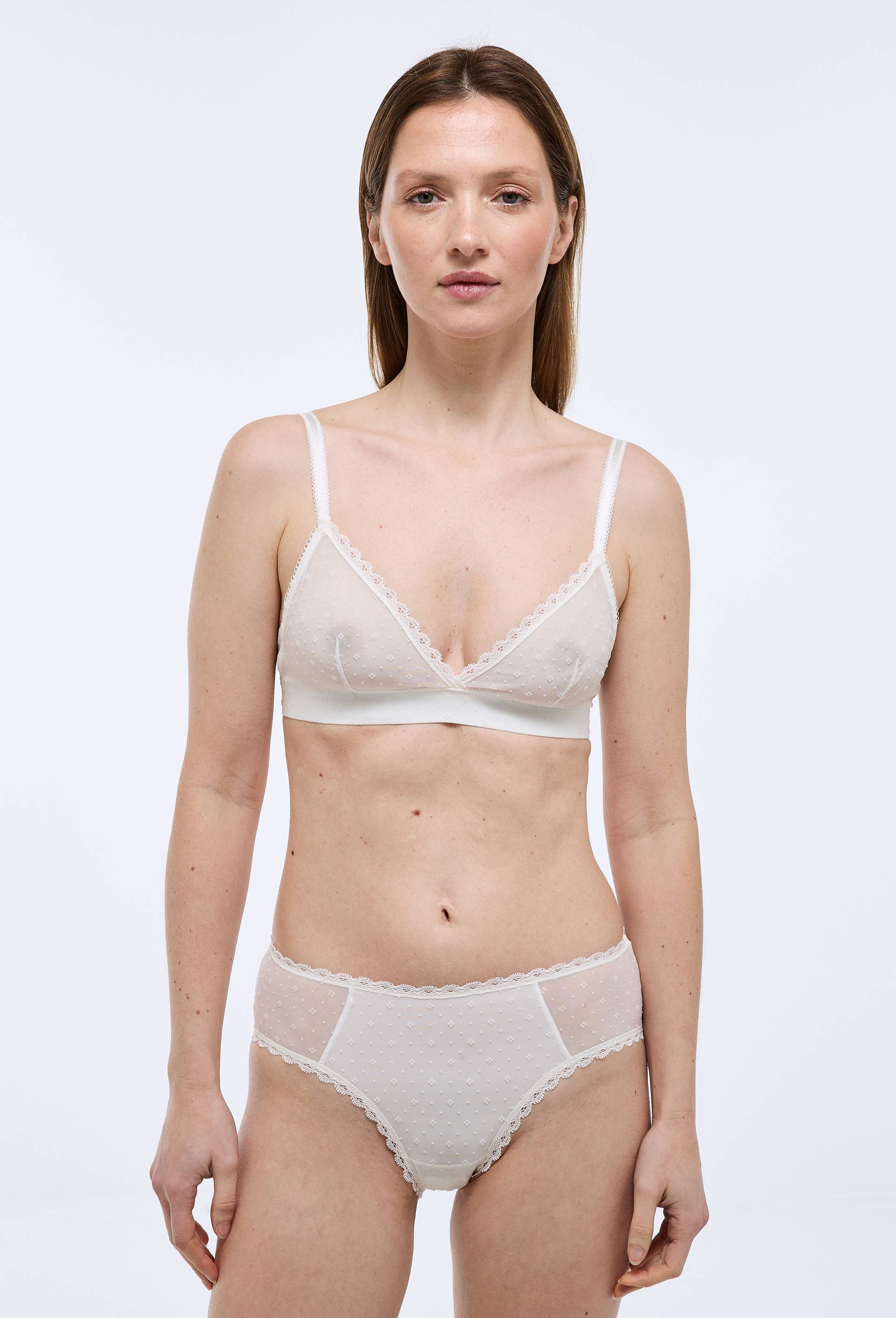 Soutien-gorge triangle GINETTE en tulle floqu&eacute;, Ecru, large image number 0.0
