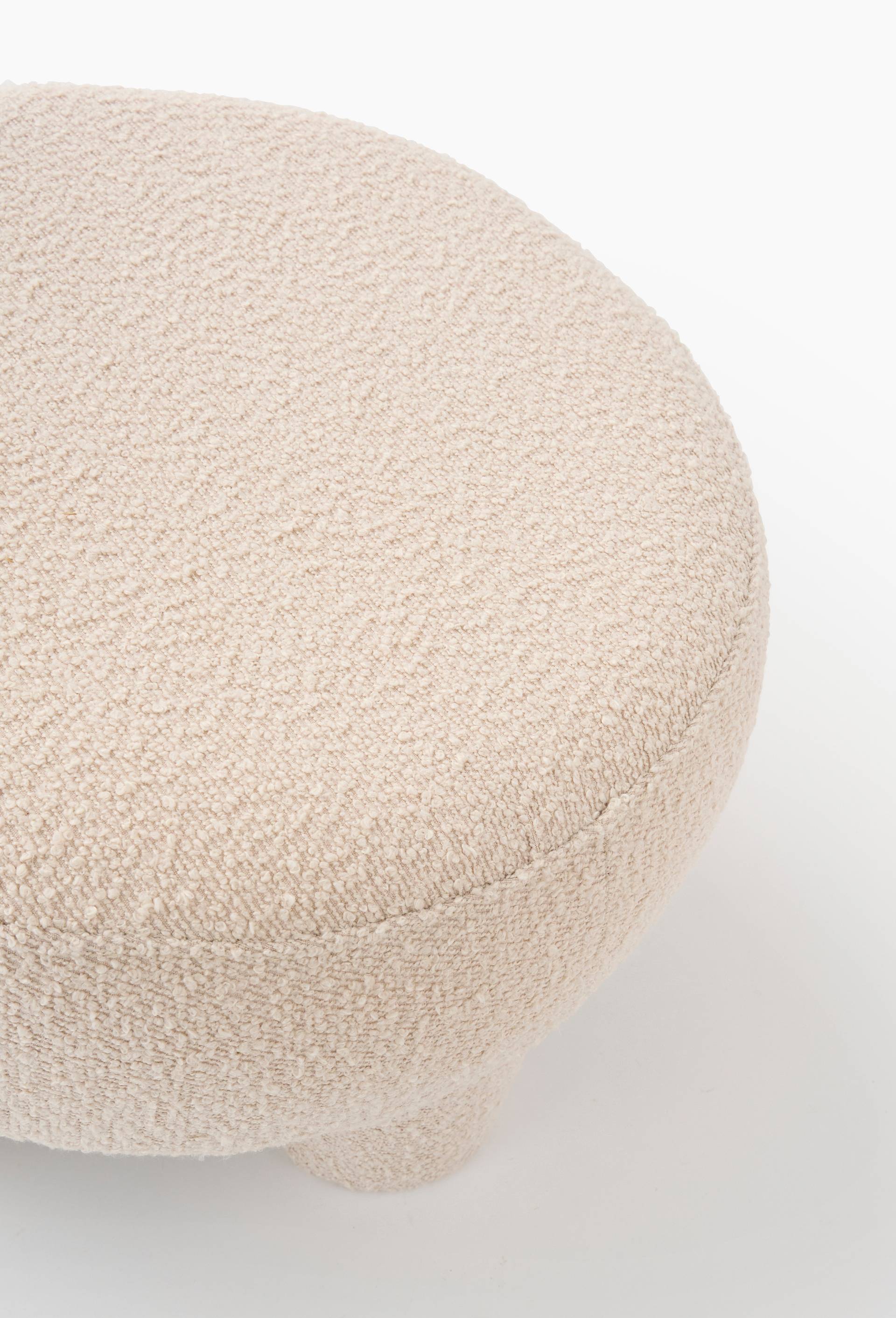 Pouf effet gratt&eacute; larges pieds, 51xH32cm, en polyester, Beige, large image number 1