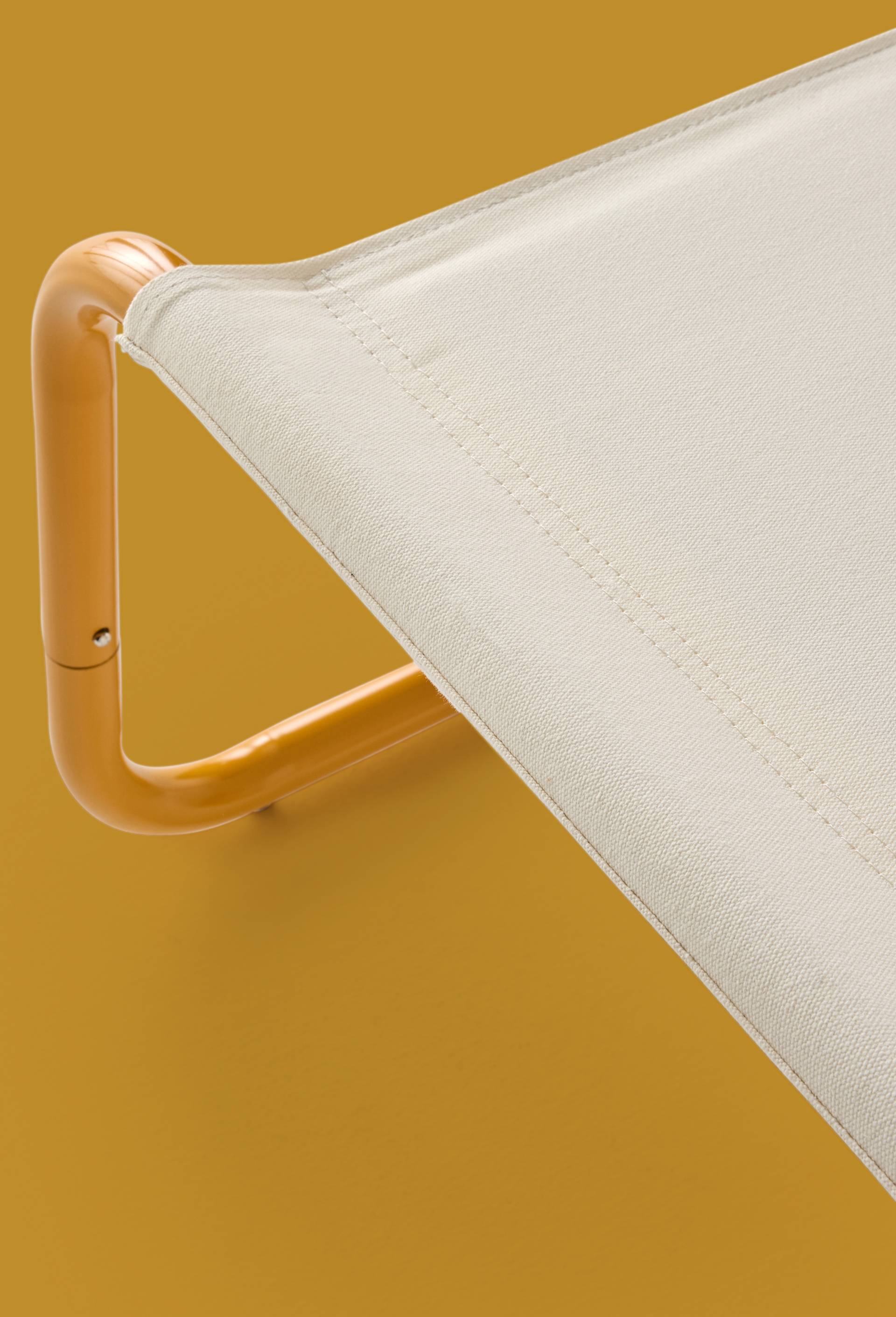 Exclu web - Repose pied jaune et &eacute;cru, 60x37cm - STUDIO PRISUNIC X MONOPRIX, Jaune fonc&eacute;, large image number 4