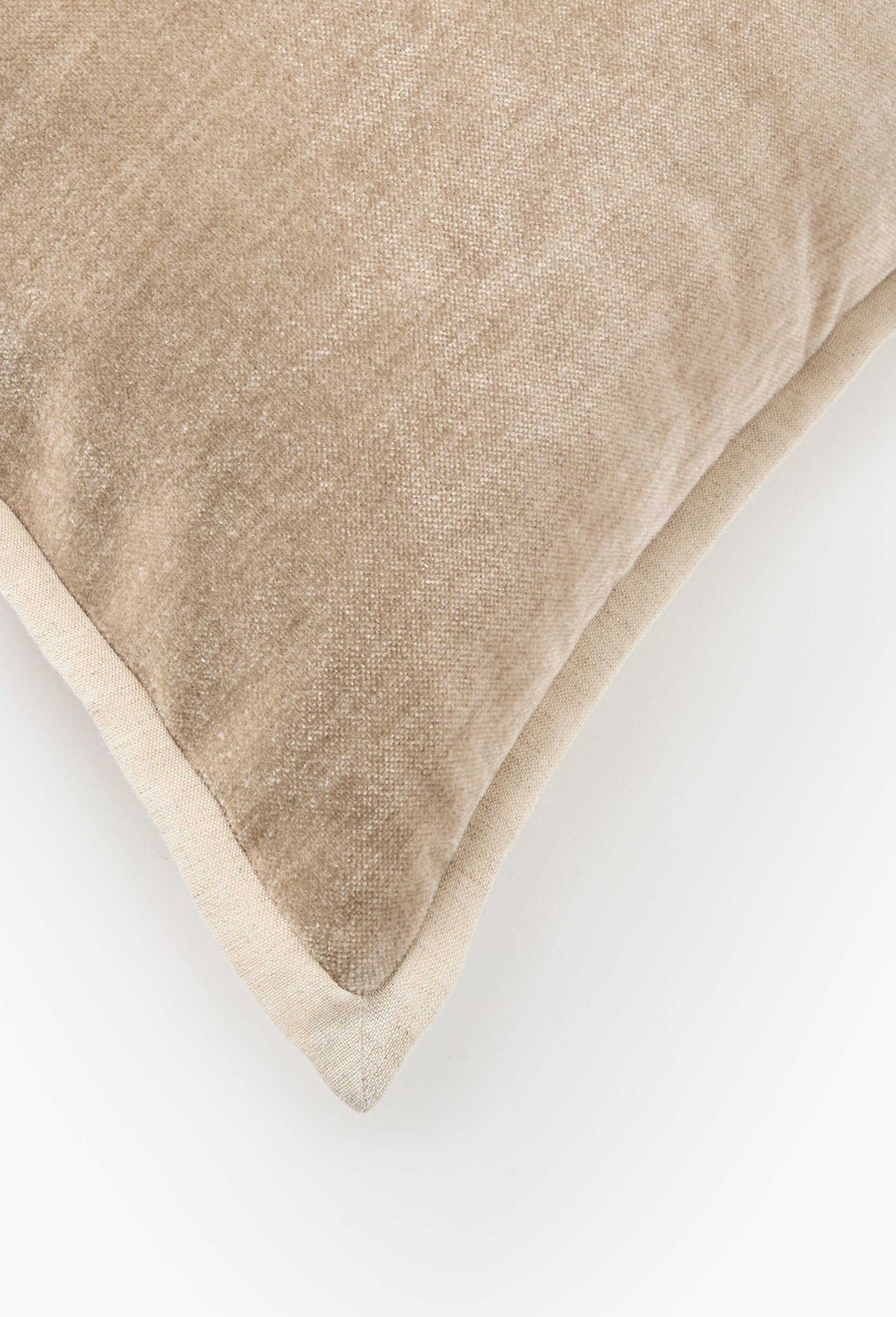 Coussin chenille, 45x45 cm, Ecru, large image number 1